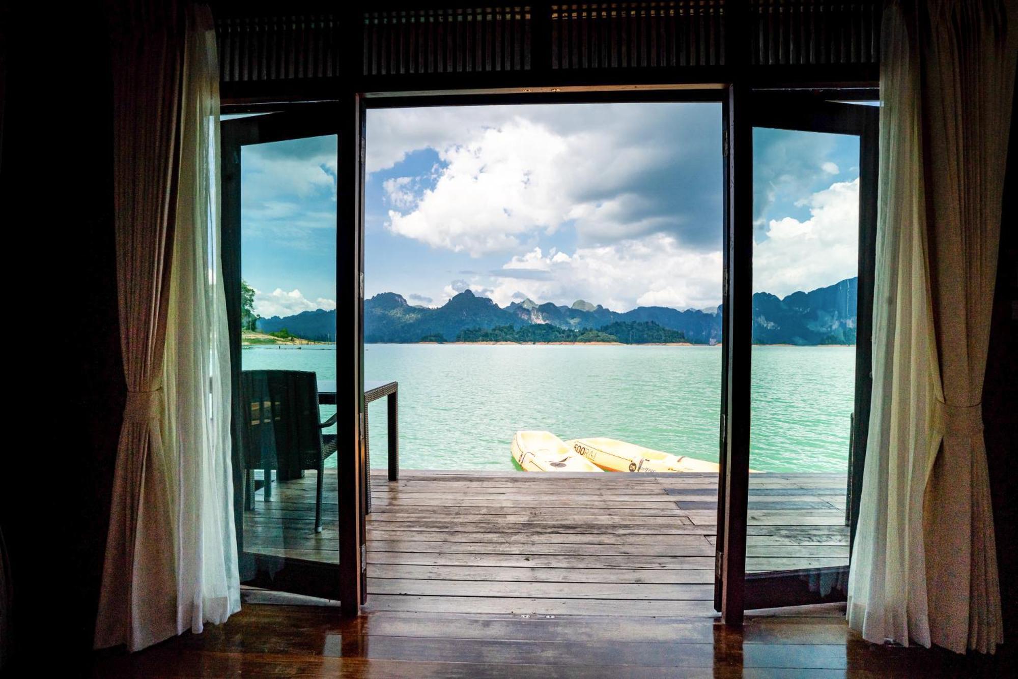 500 Rai Floating Resort 4*