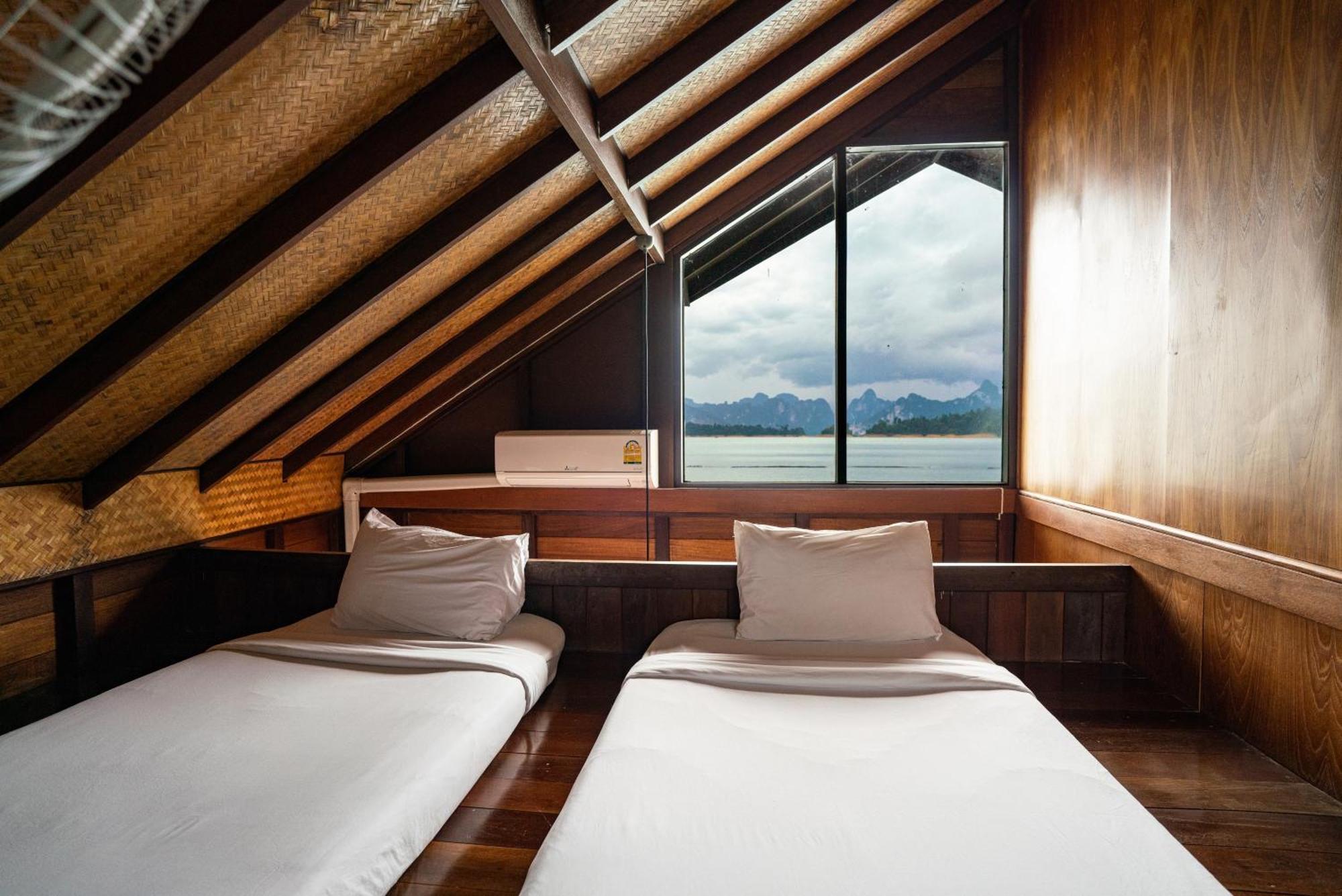 500 Rai Floating Resort 4*