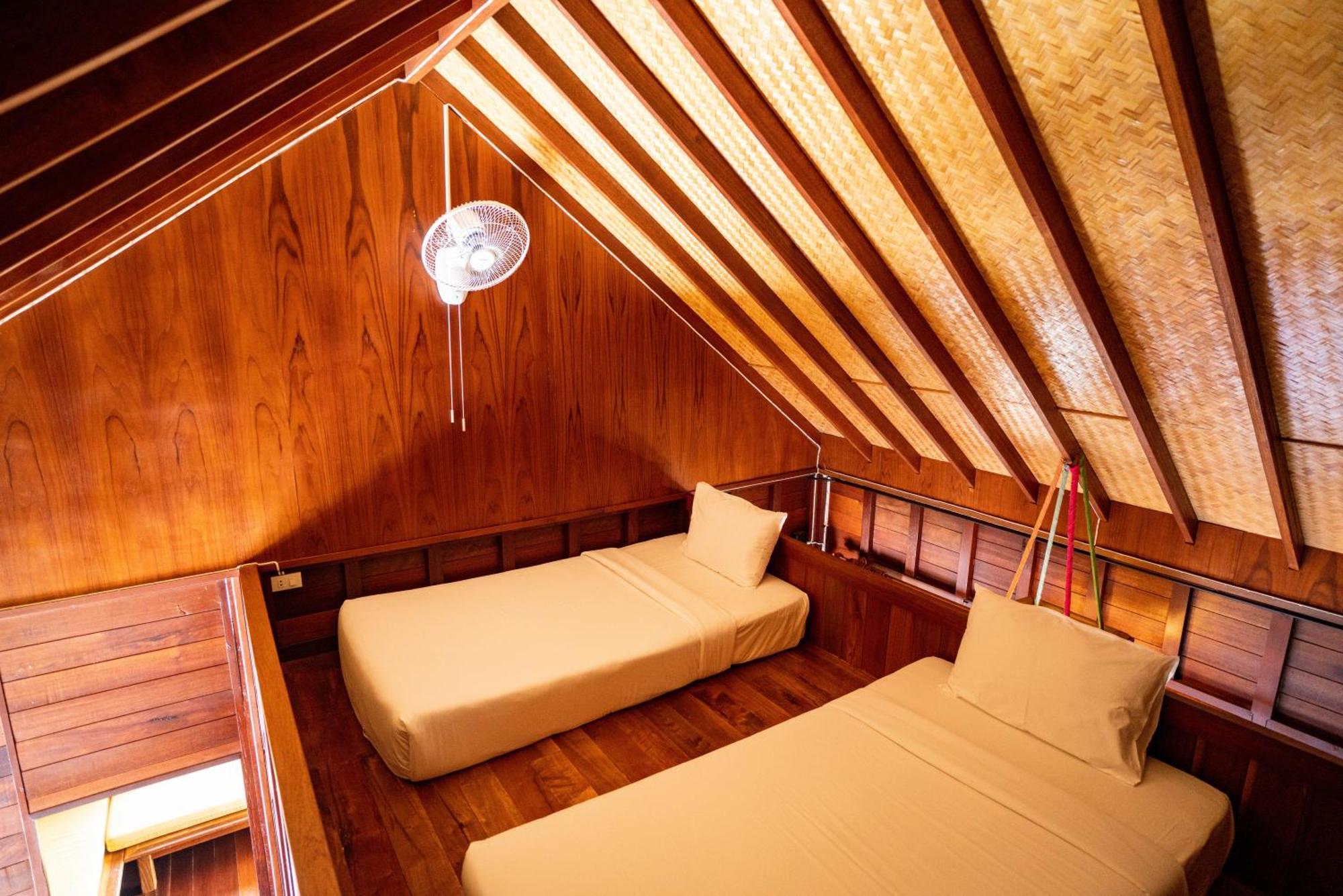 500 Rai Floating Resort