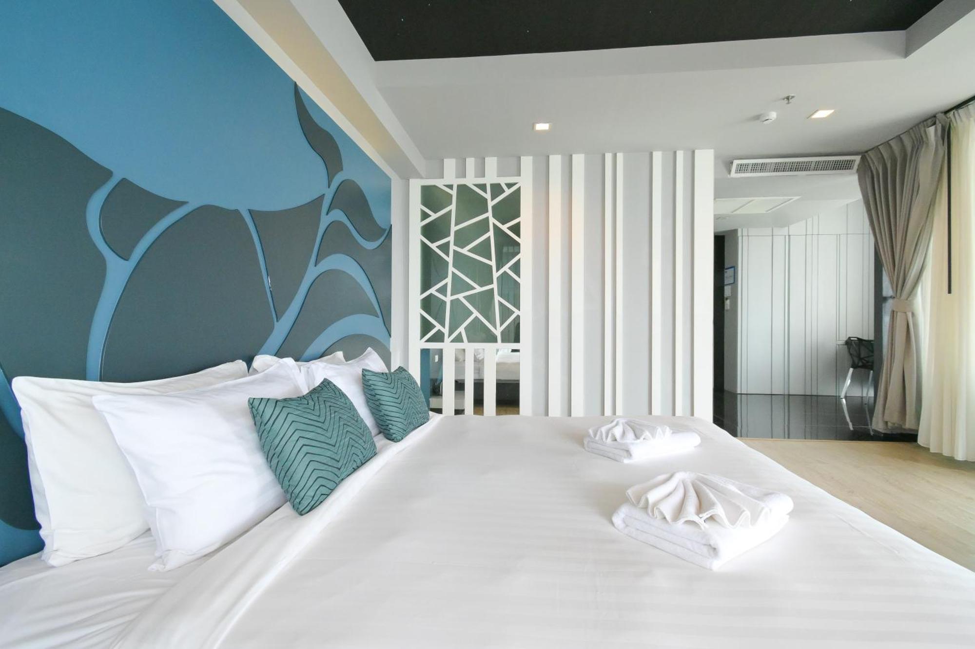 Hotel @t Boutique 4*
