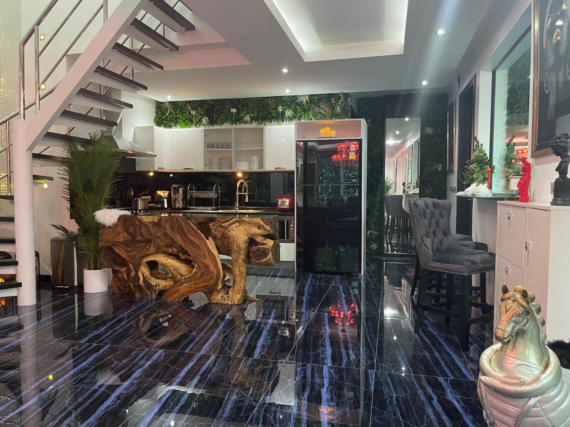 Villa In Pattaya