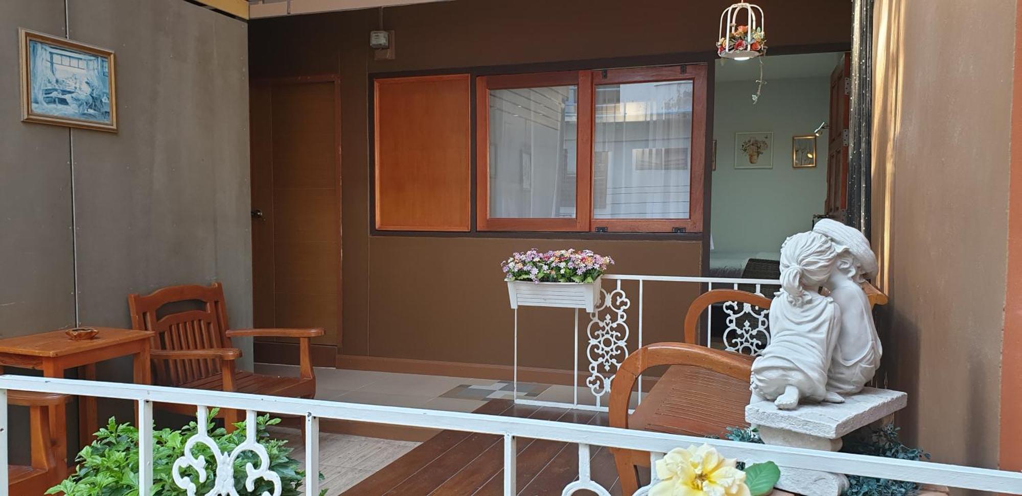 Guest house Little 3*