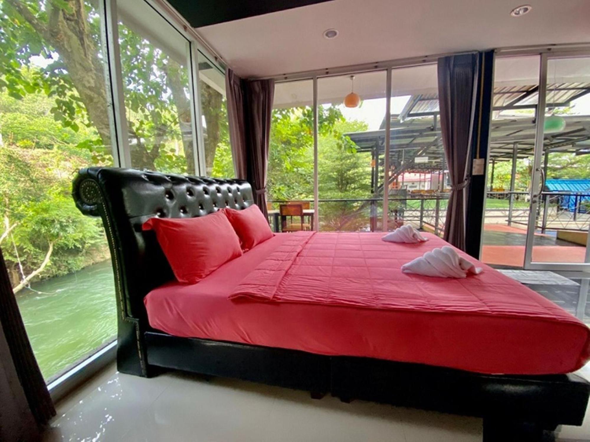 Natthapon Resort