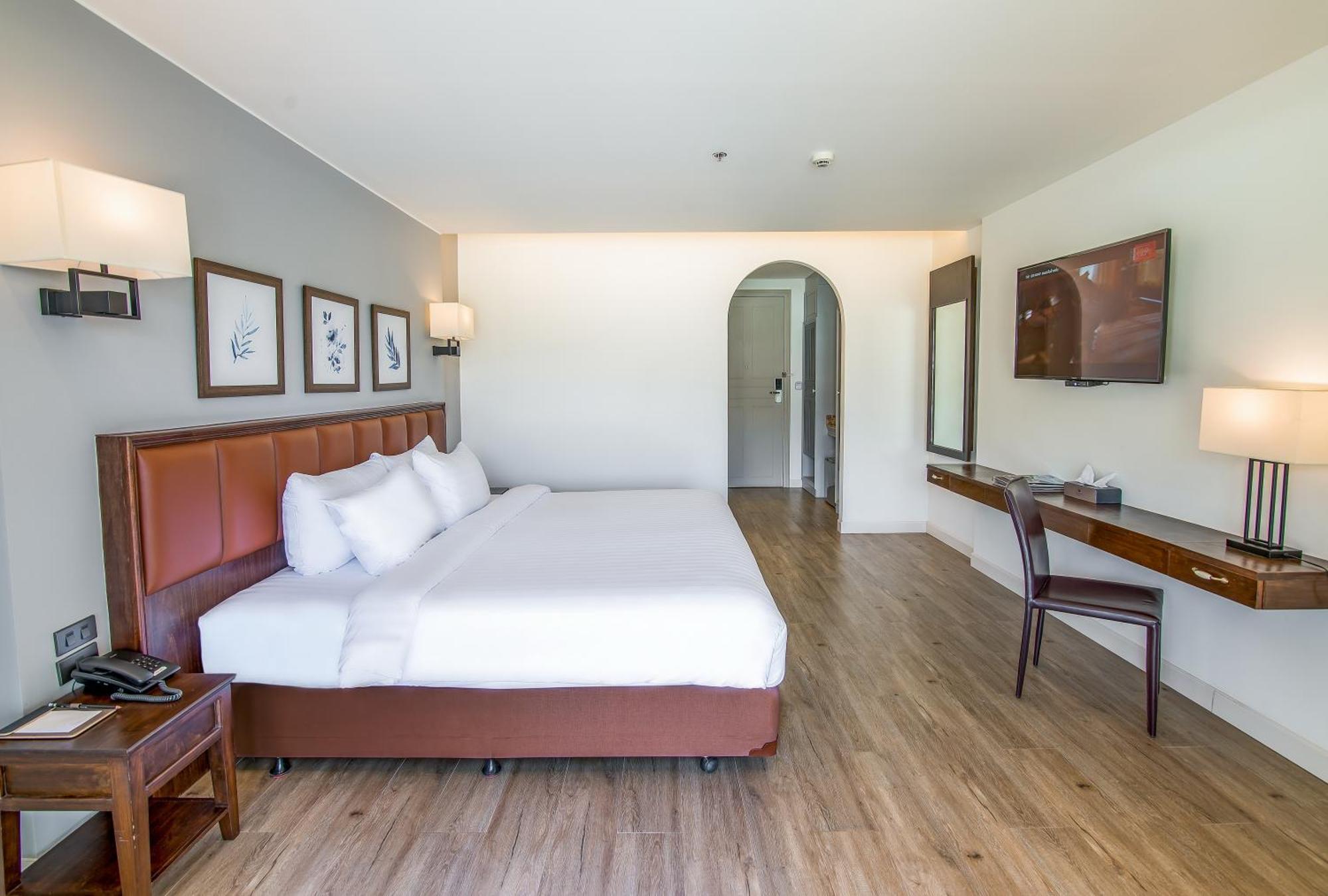 Resort Katathong Golf & 4*