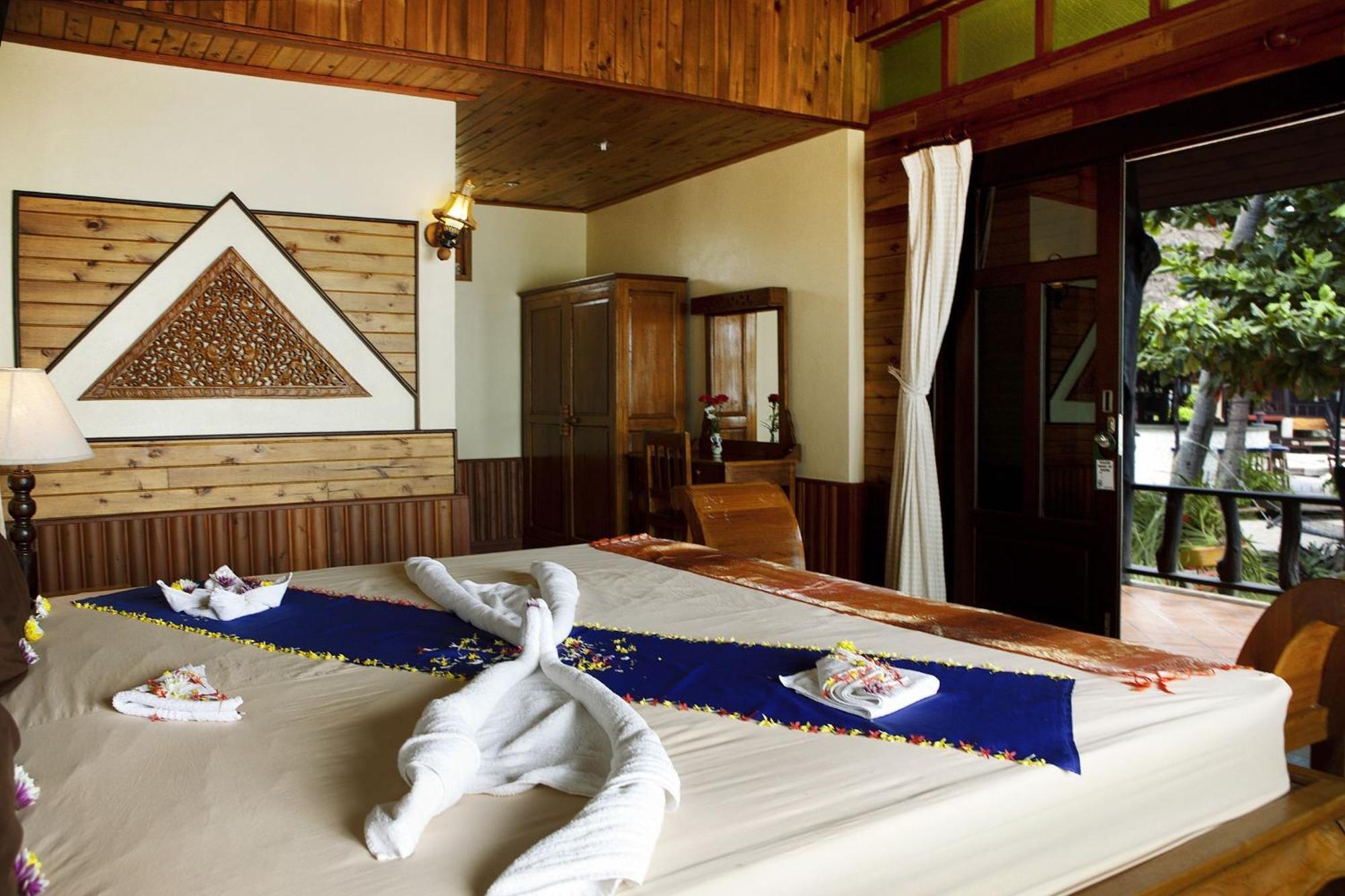 Resort Dewshore Baan Tai