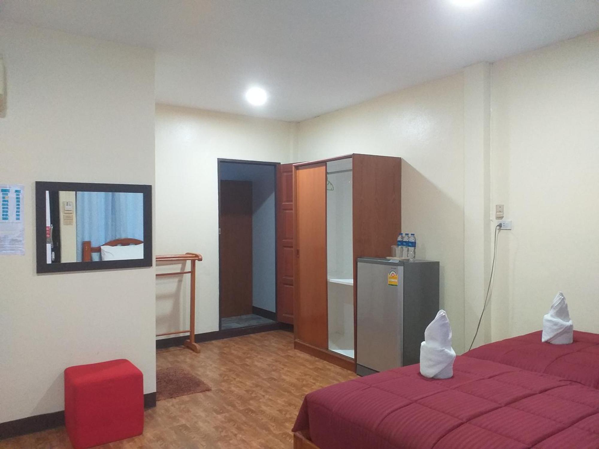 Guest house หาดทรายขาวรีสอร์ท