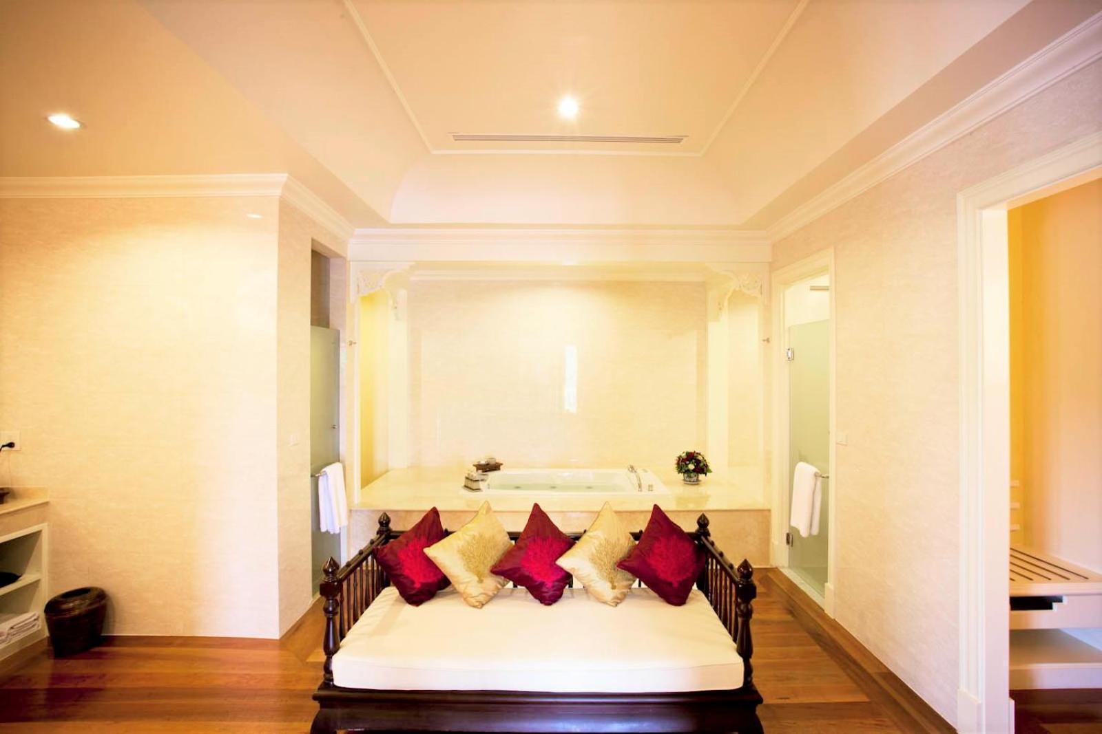 Dheva Mantra Resort 5*