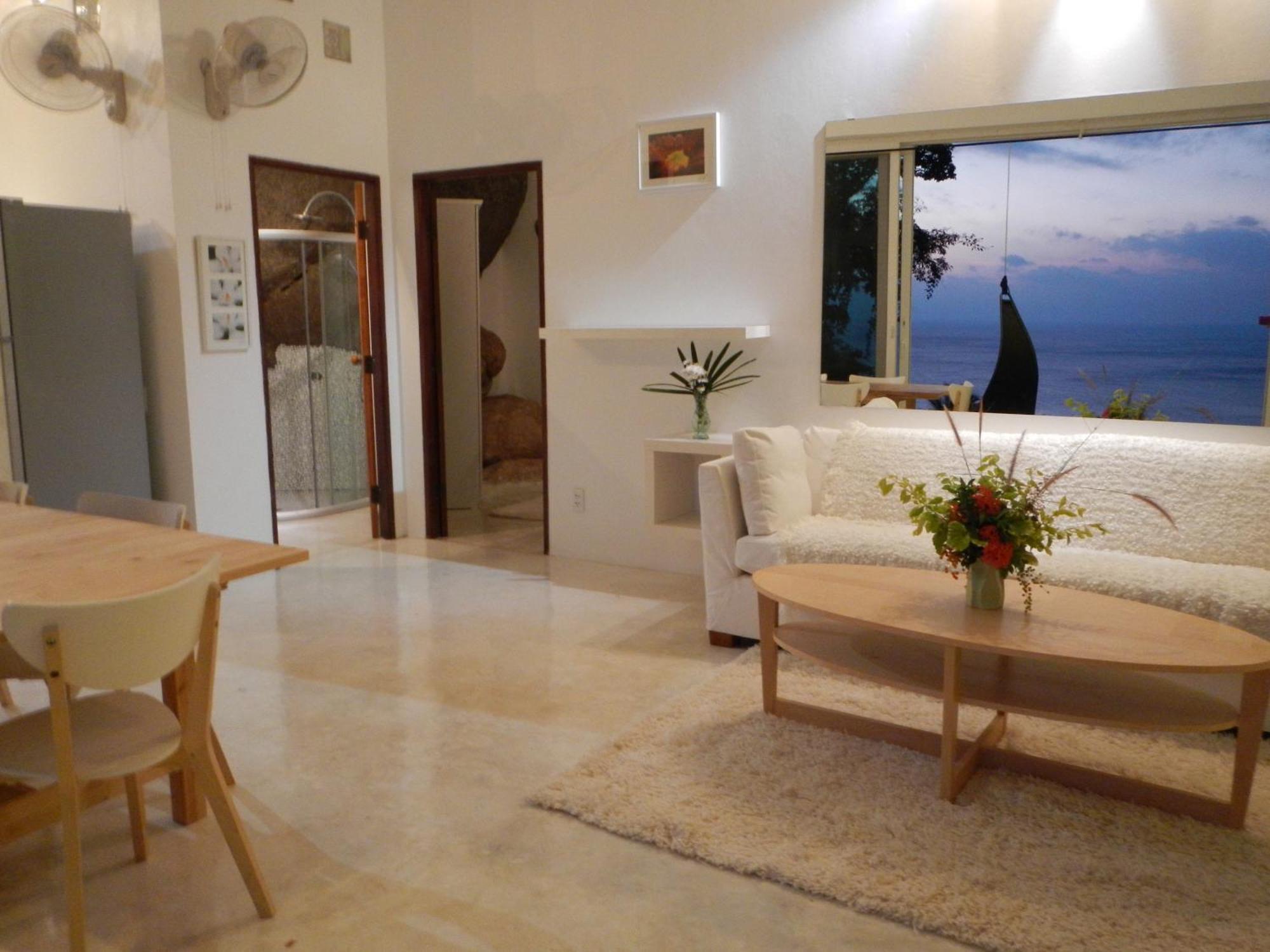 Monkey Flower Villa *
