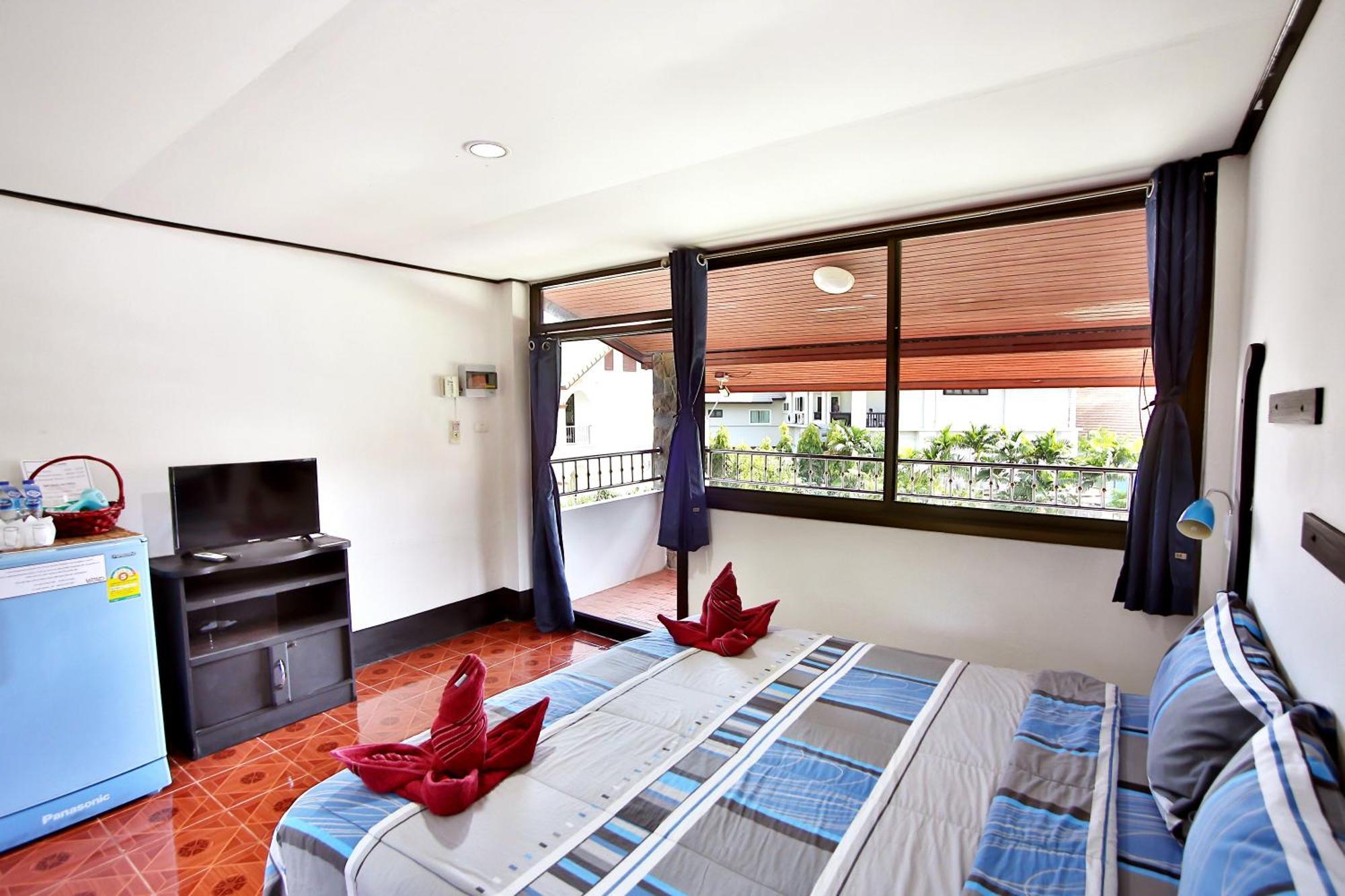 Lotus Friendly Hotel 3*