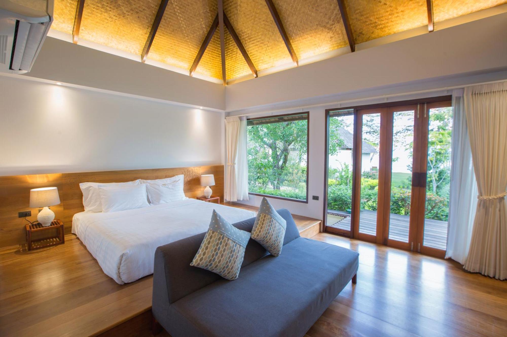 Mira Montra Koh Mak