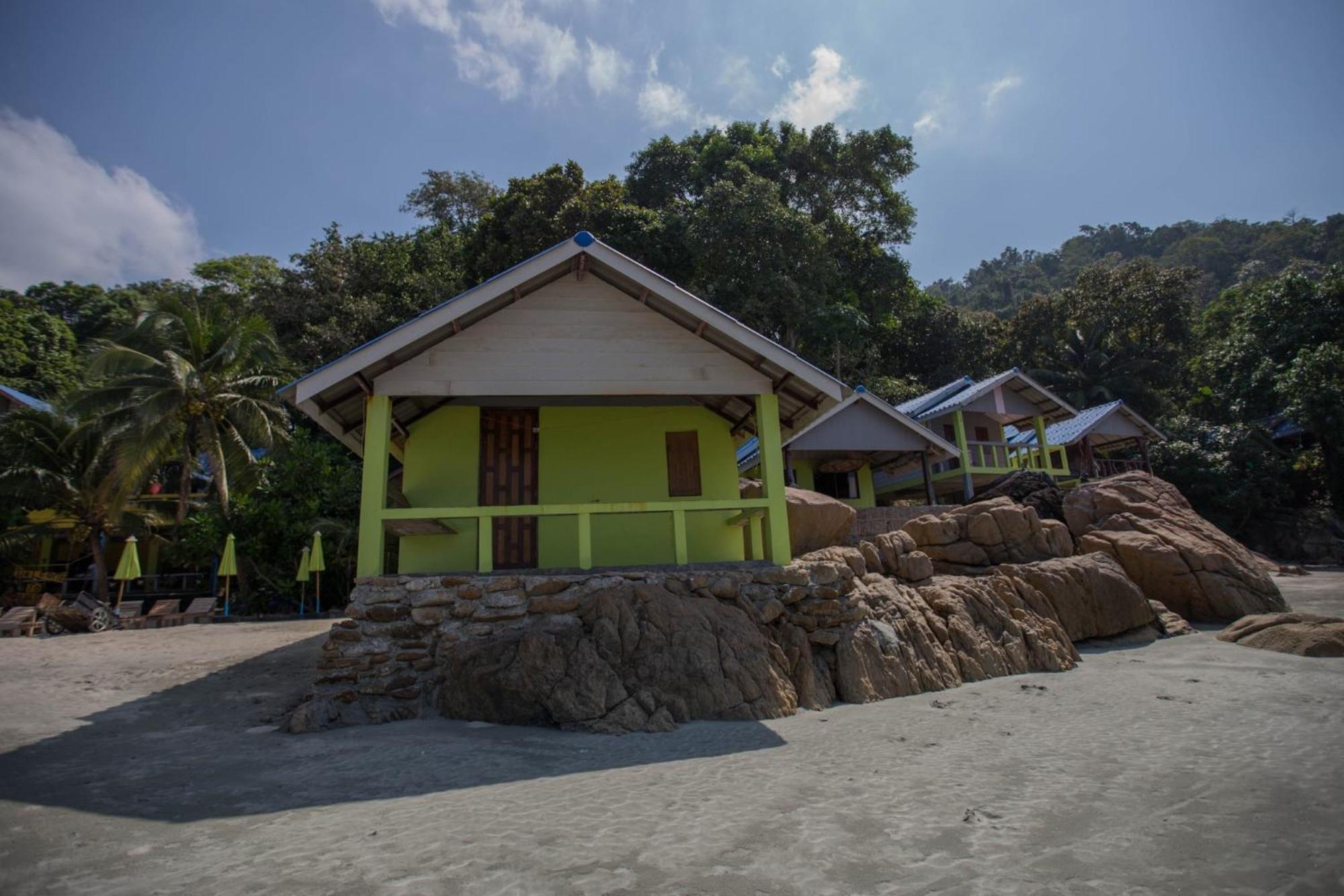 Lae Tawan Guest house Koh Chang Ranong