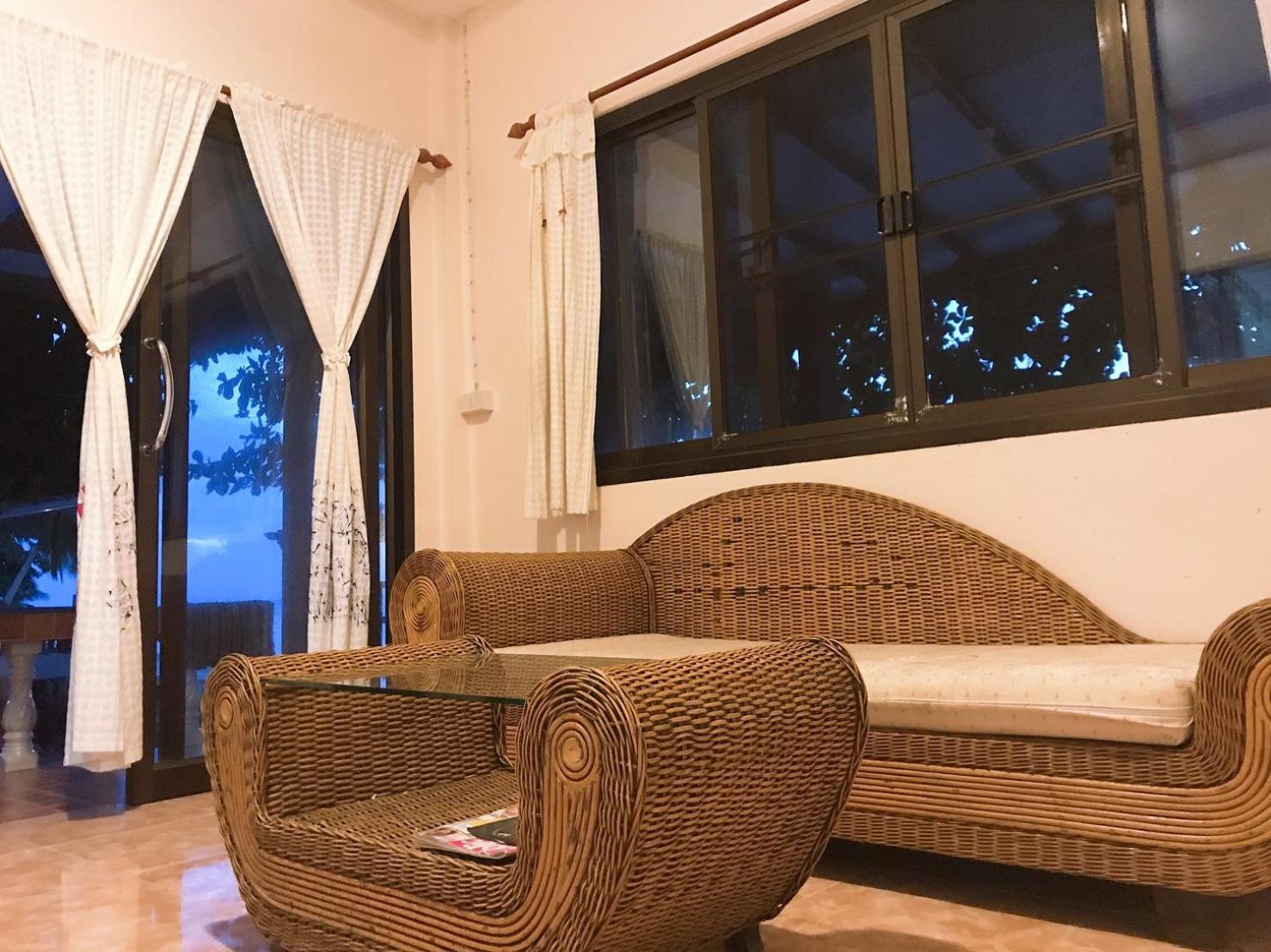 Hotel Jungle Hut & Haad Chao Phao