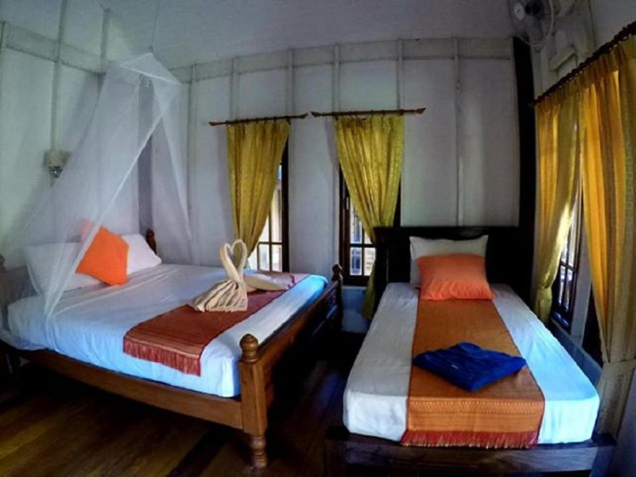 Lodge Coral Bay