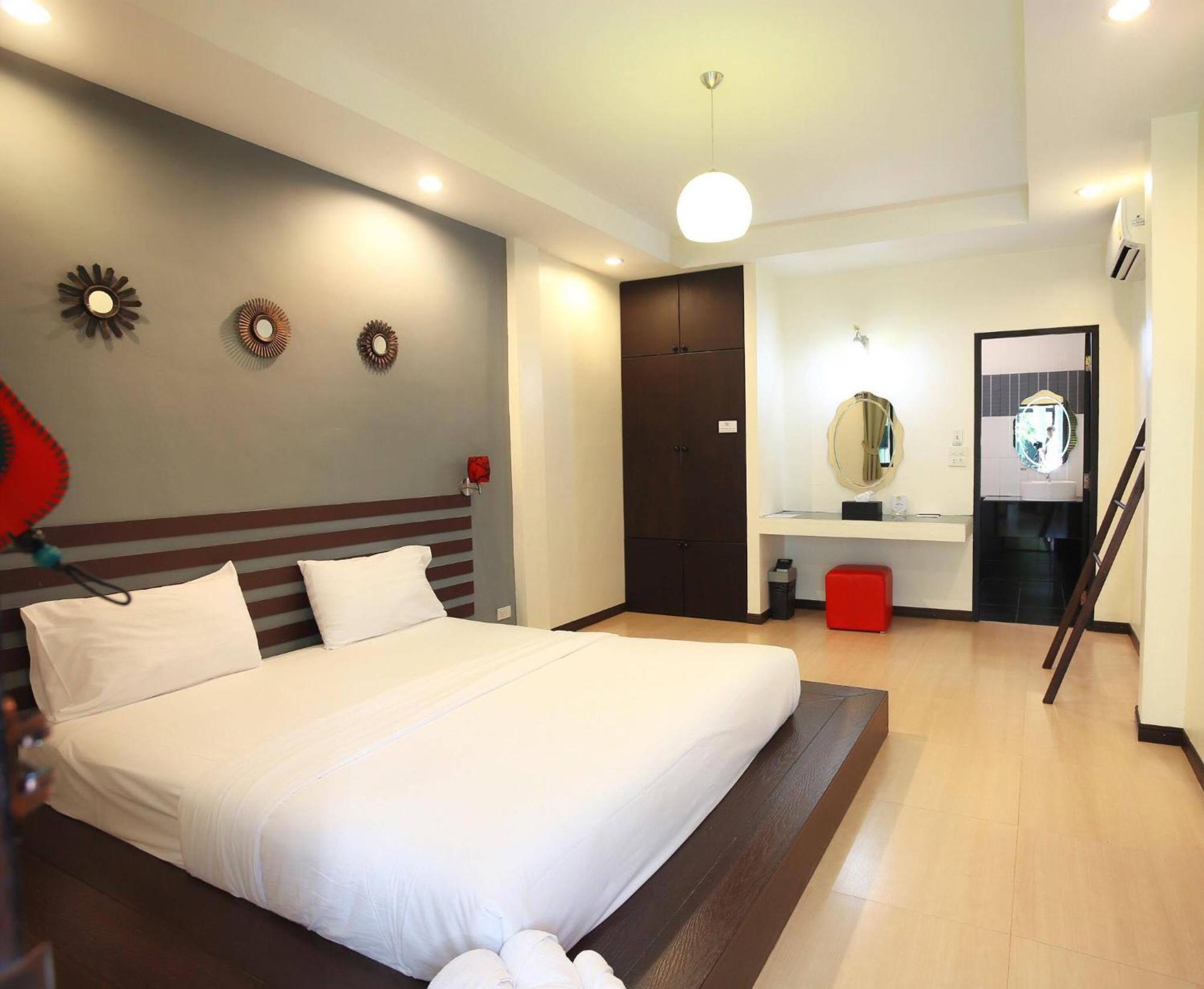 Resort Baan Suan Leelawadee 4*