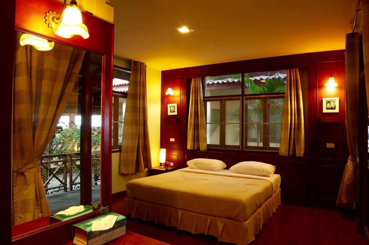 Bayview Resort Ban Krut (Prachuap Khiri Khan)
