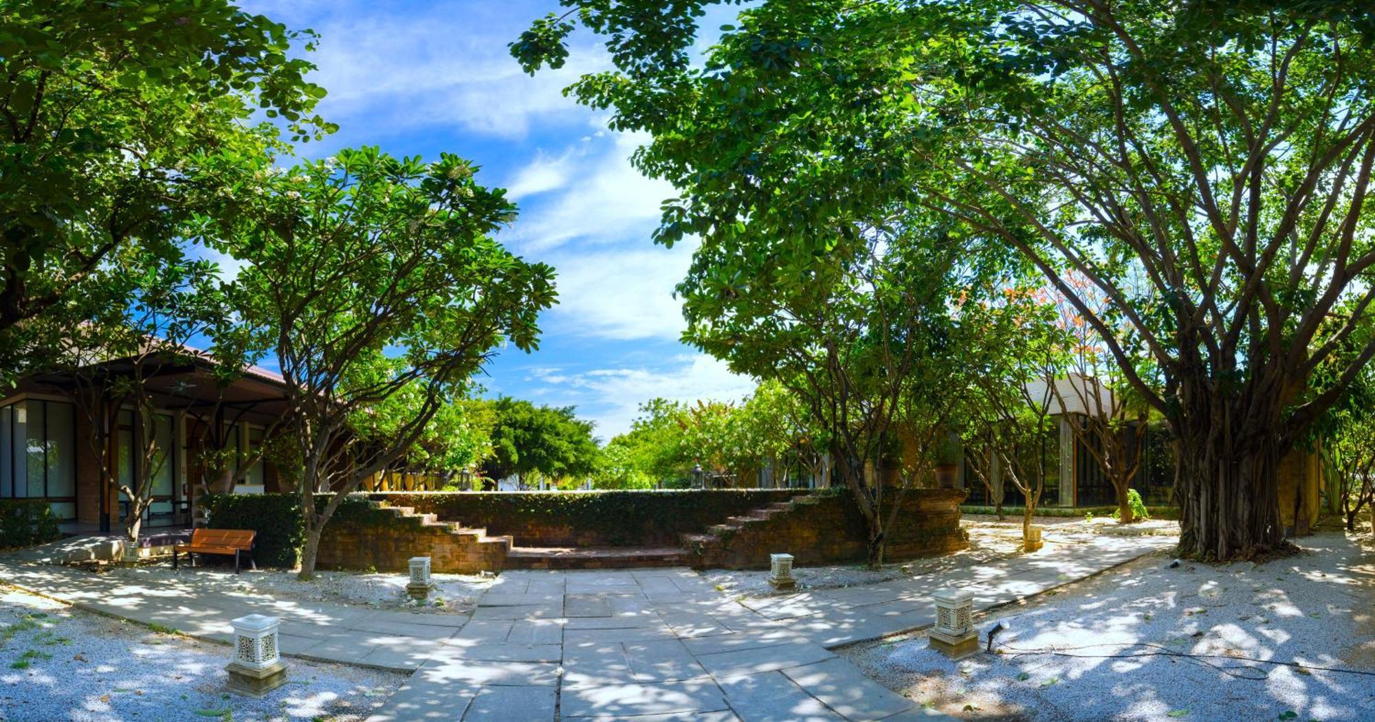 Treasure & Resort