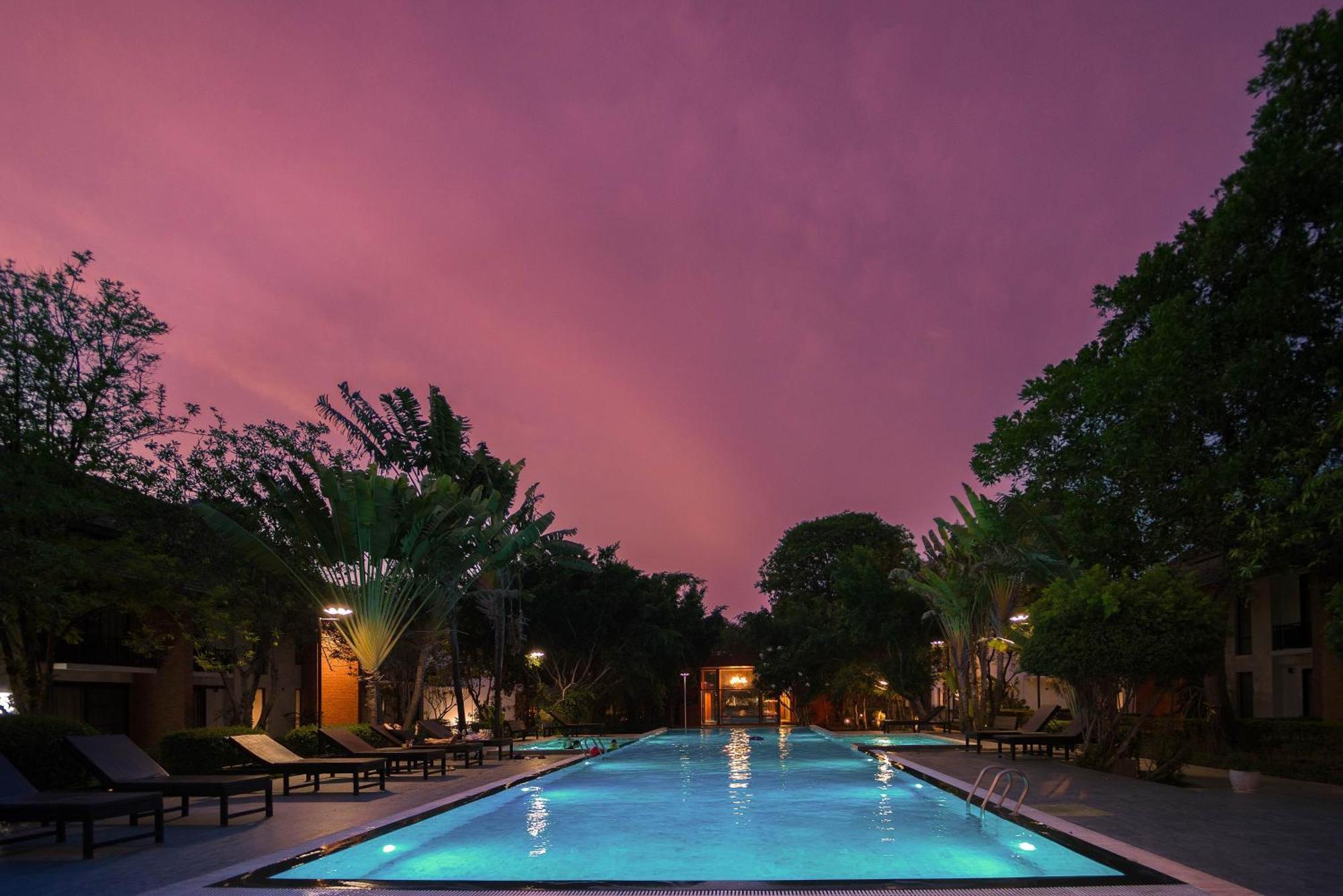 Resort Treasure & Sukhothai