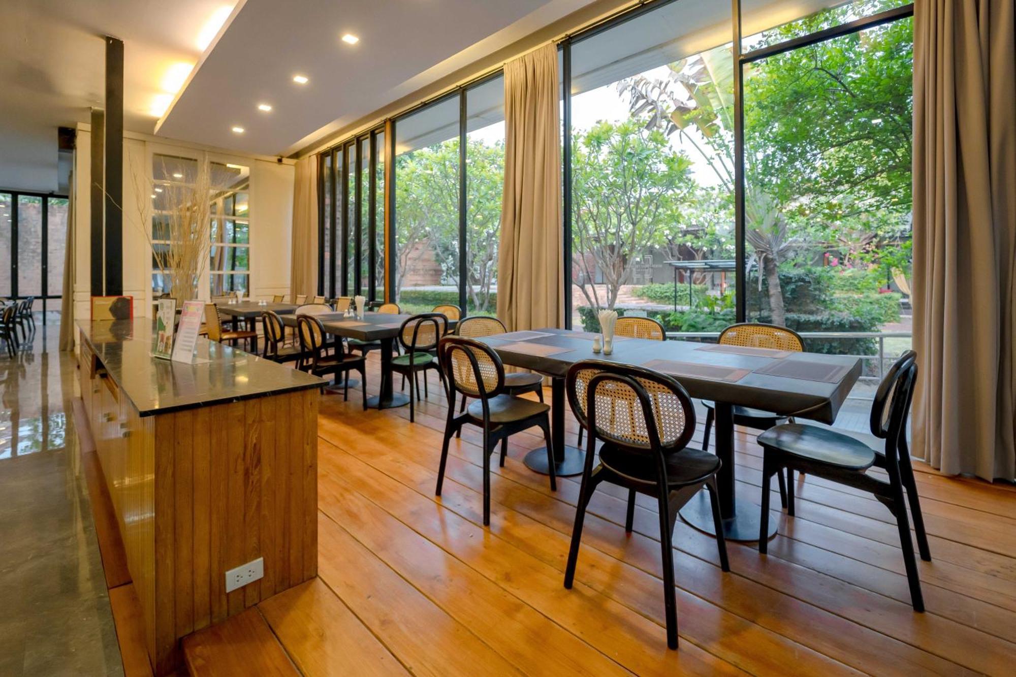 Resort Treasure & Sukhothai