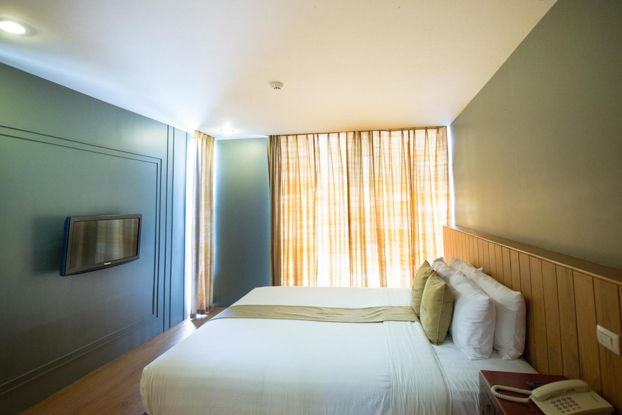 Treasure & 4* Sukhothai