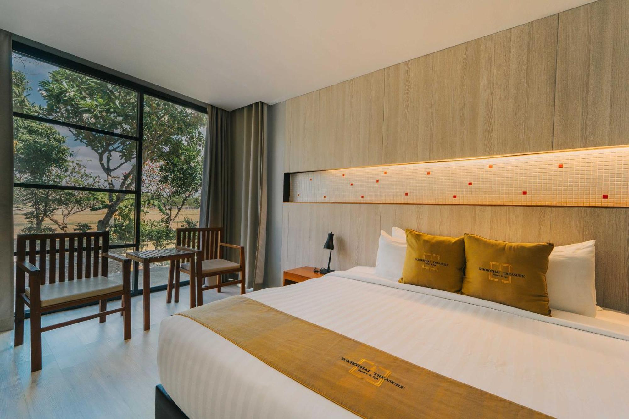 Resort Treasure & Sukhothai