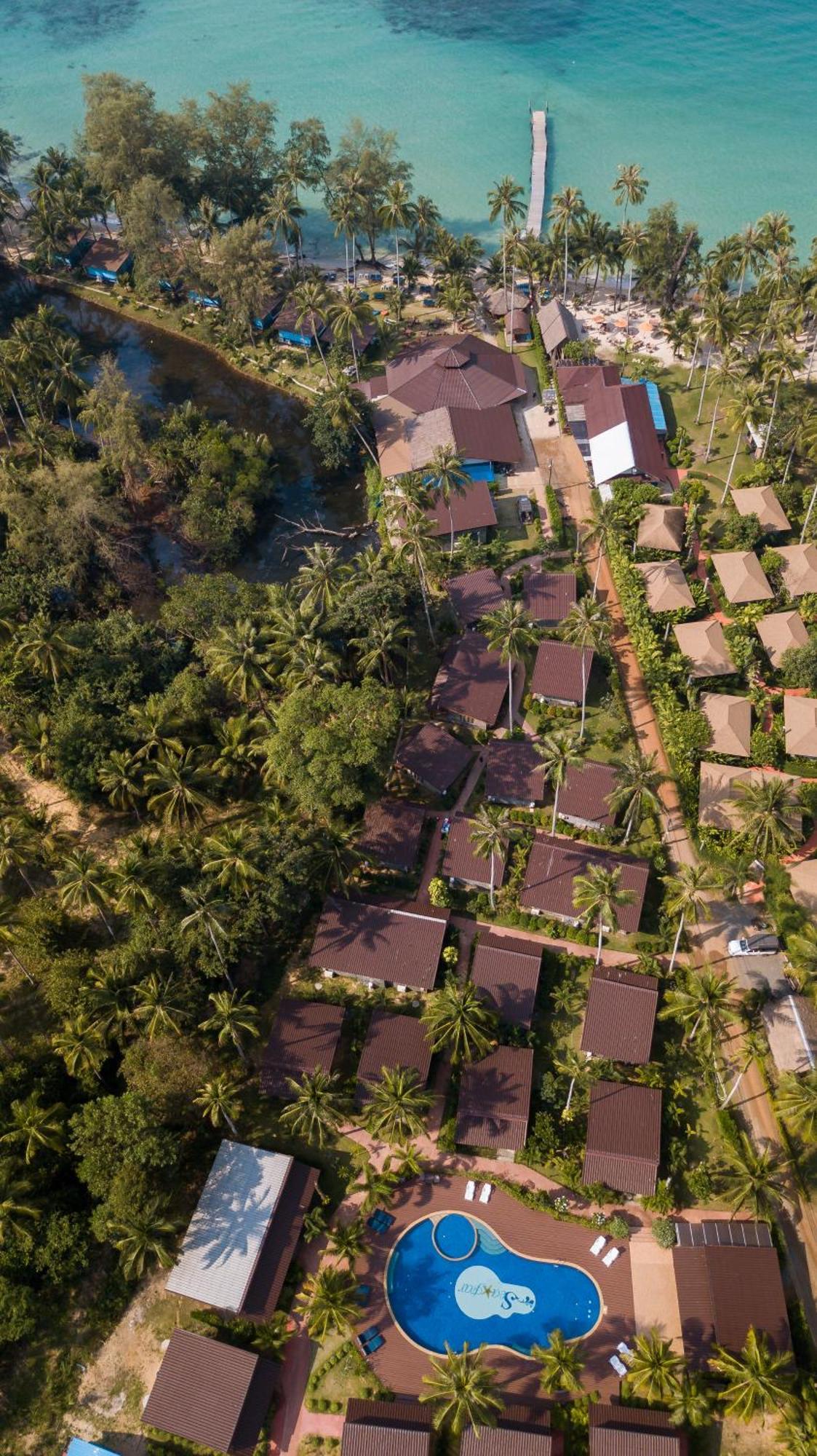 Seafar Resort