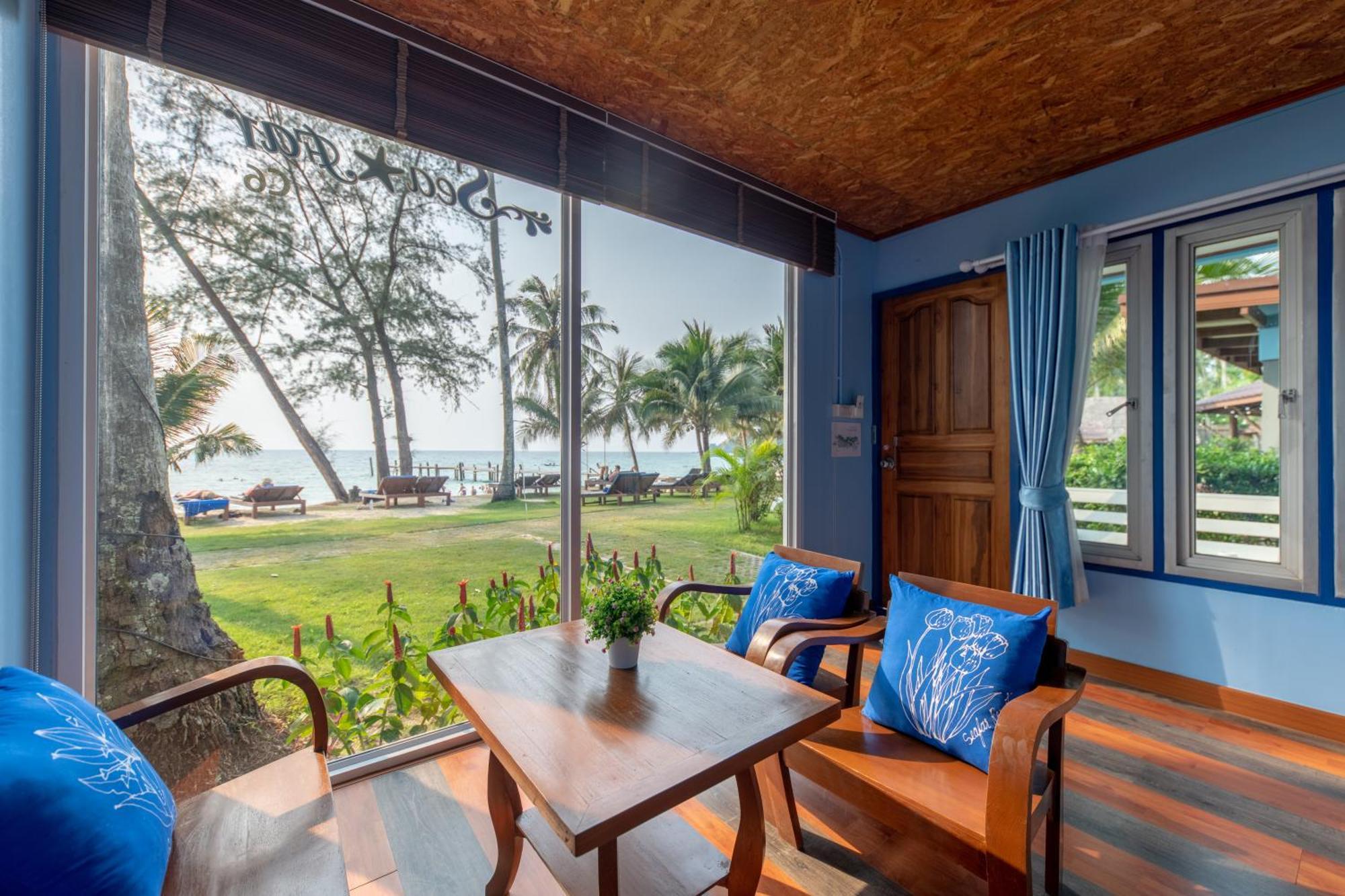 Seafar Resort 3*