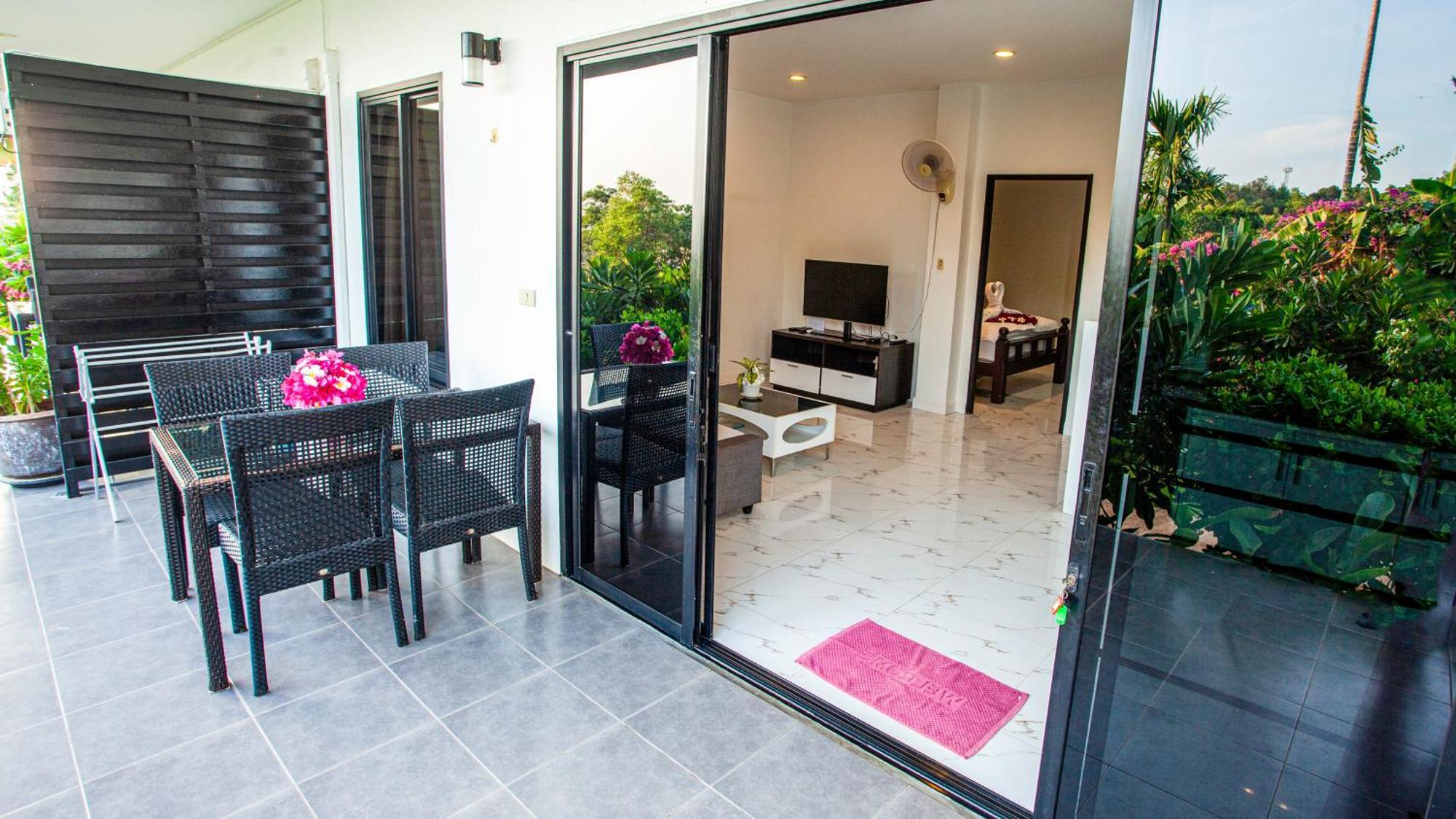 White Flower Lanta Aparthotel 3*