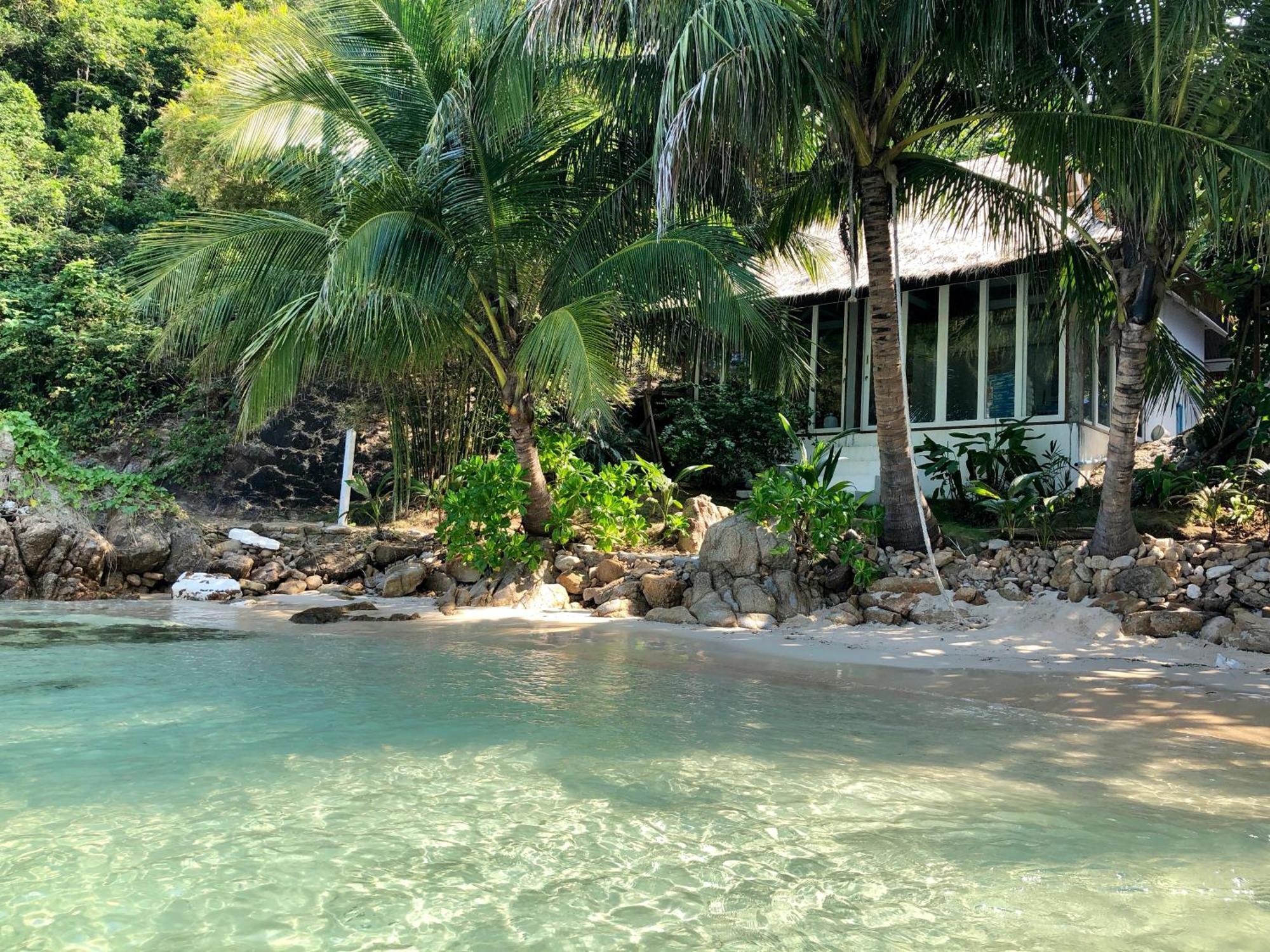 Coconut Country house