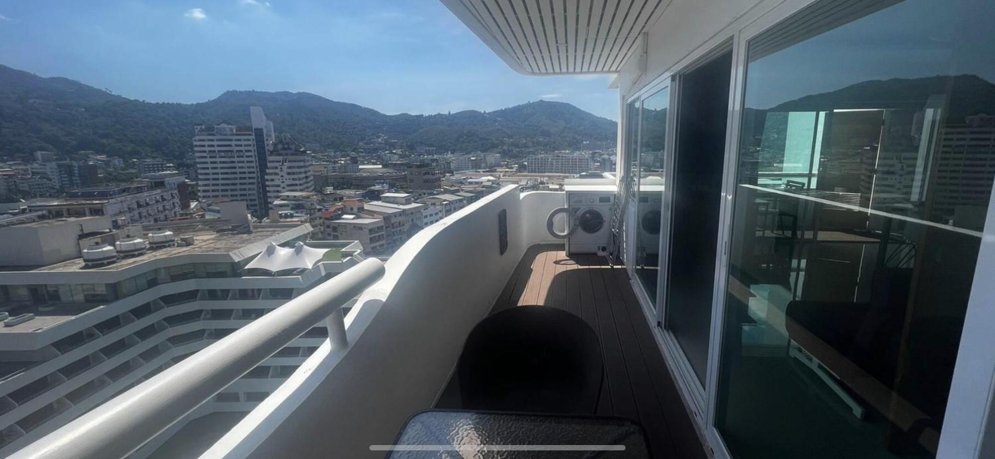 Tower 2bedroom 2 Bathrooms, Corner View Apartment *