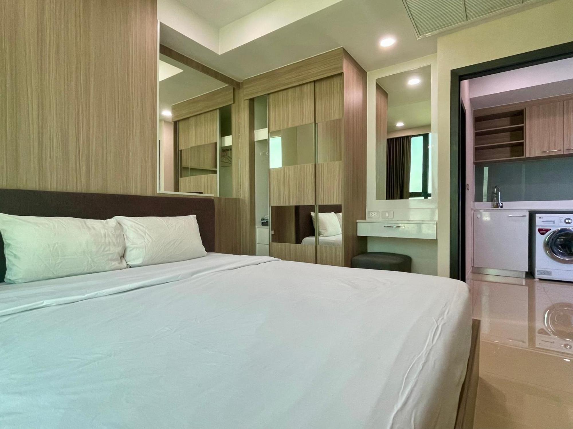 Dusit Grand View # Utrip * Praia de Jomtien