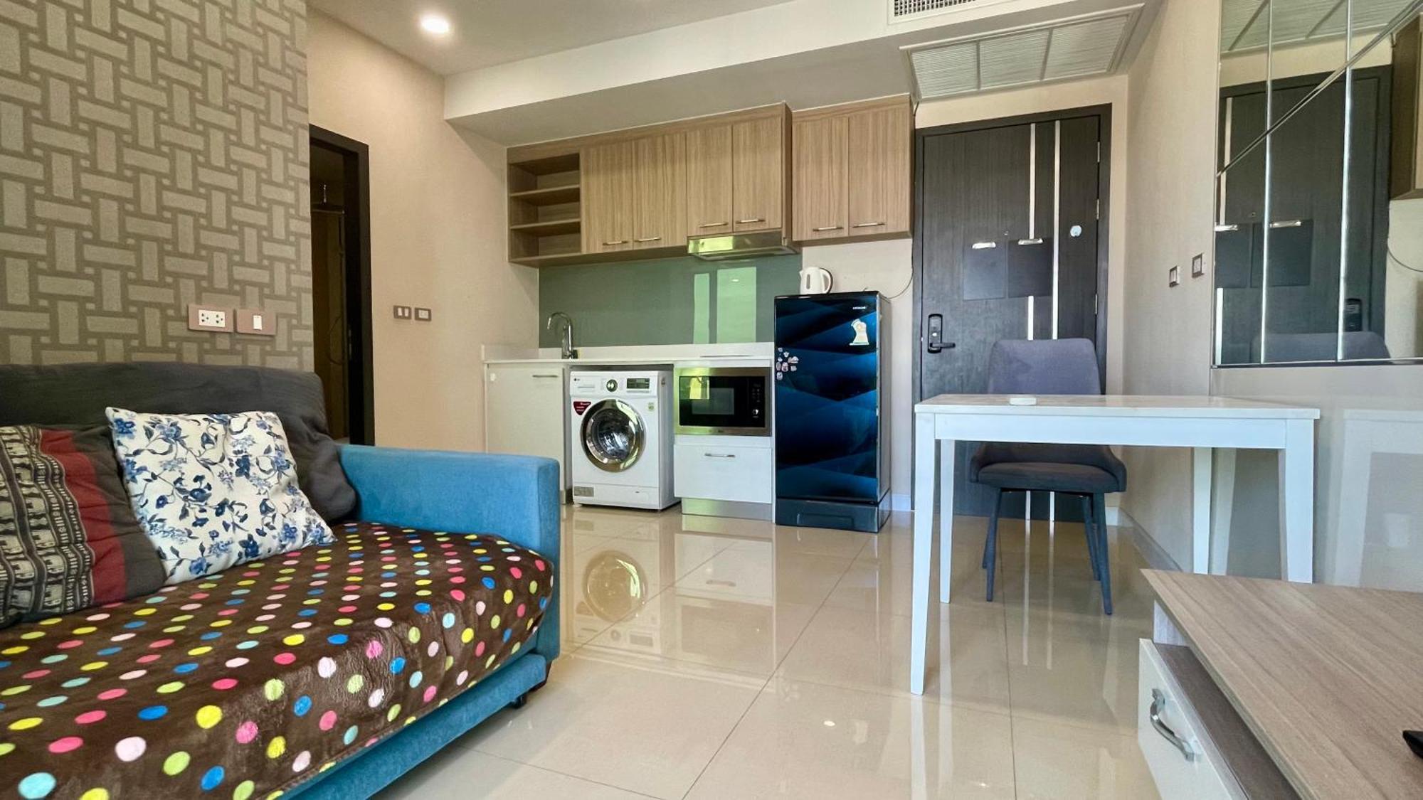 Dusit Grand View # Utrip Apartamento