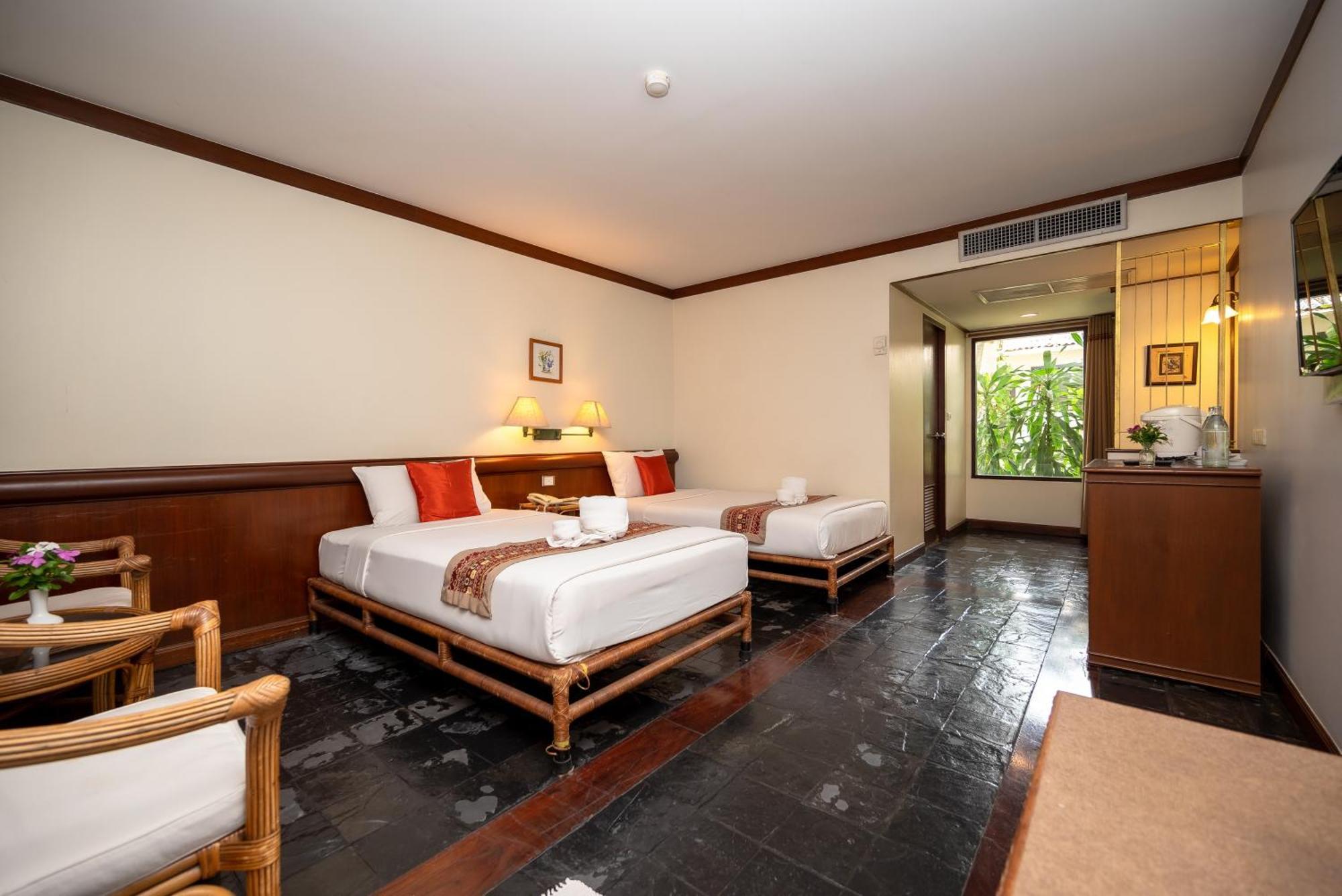 Resort Comsaed River Kwai 4*