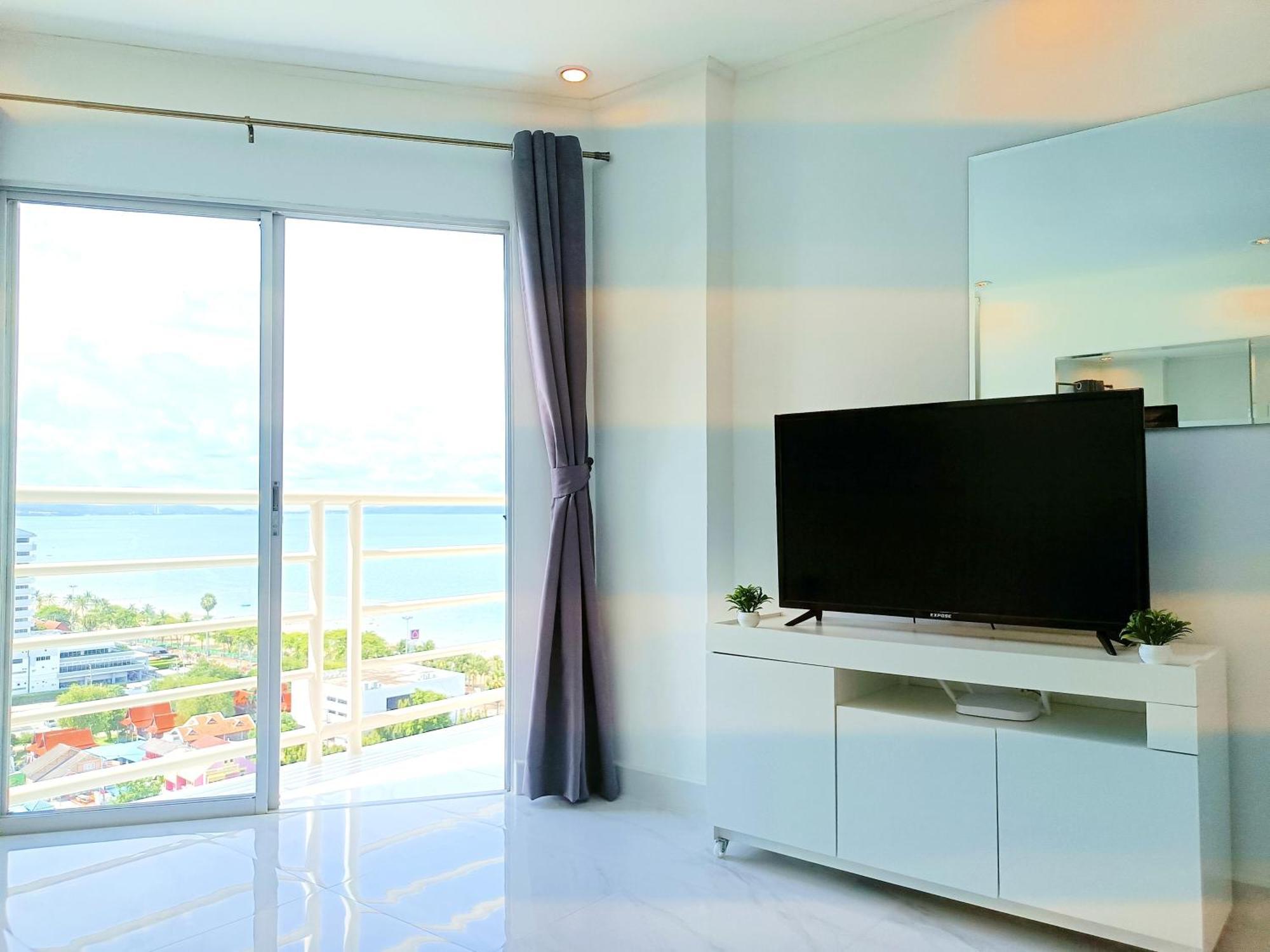 Apartment Sea View Beachfront Pattaya Jomtien Beach