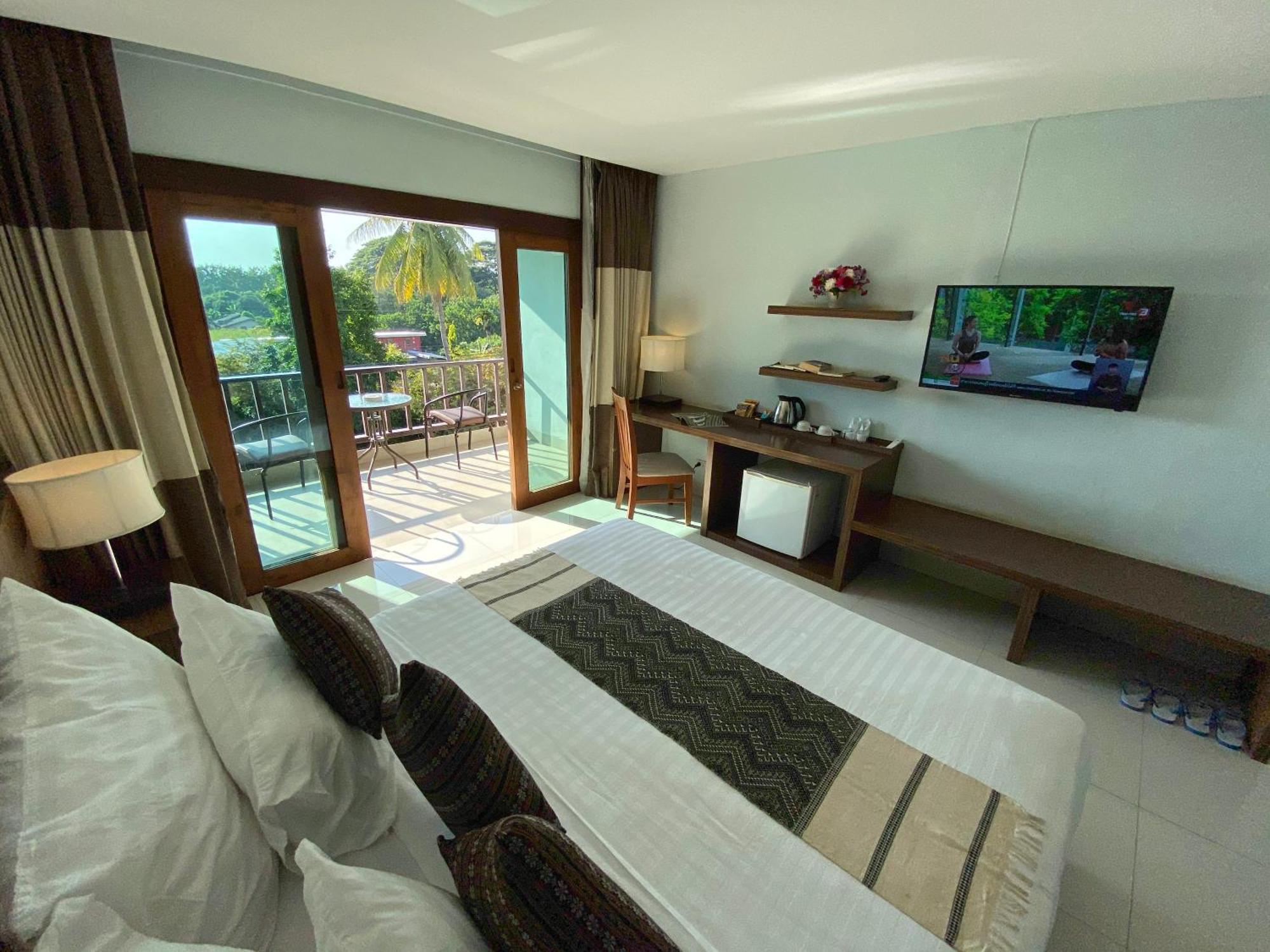 Siam Triangle Chiang Sean