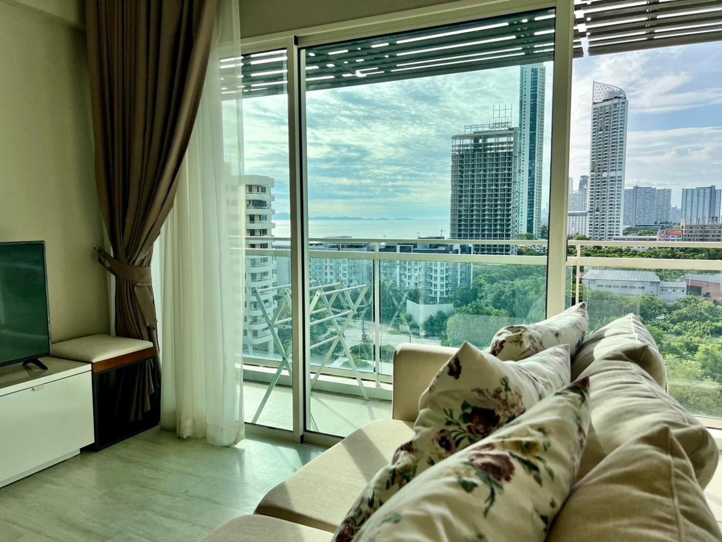 Apartment Veranda Sea View By Thita