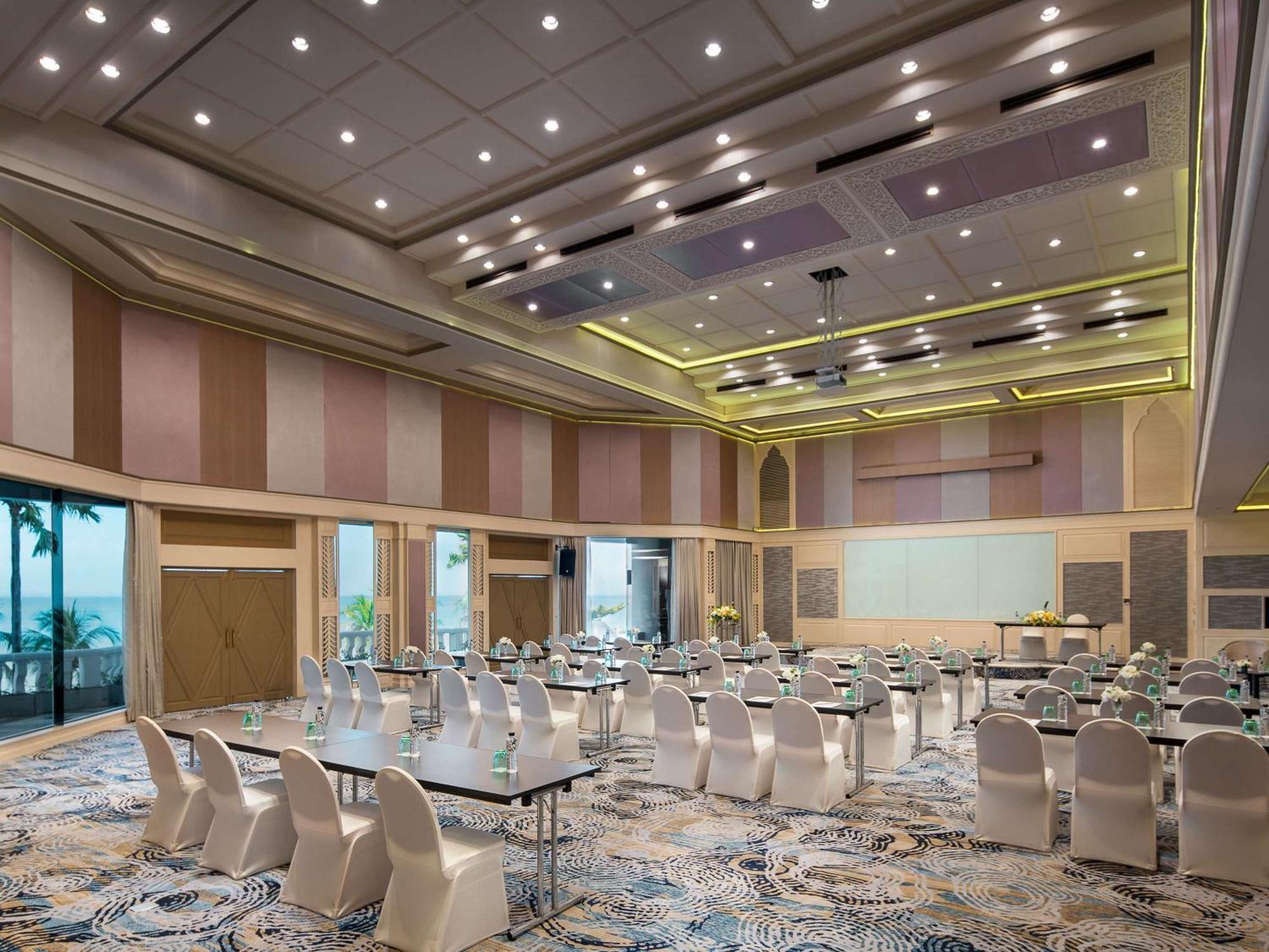 Hotel Pullman G 5*