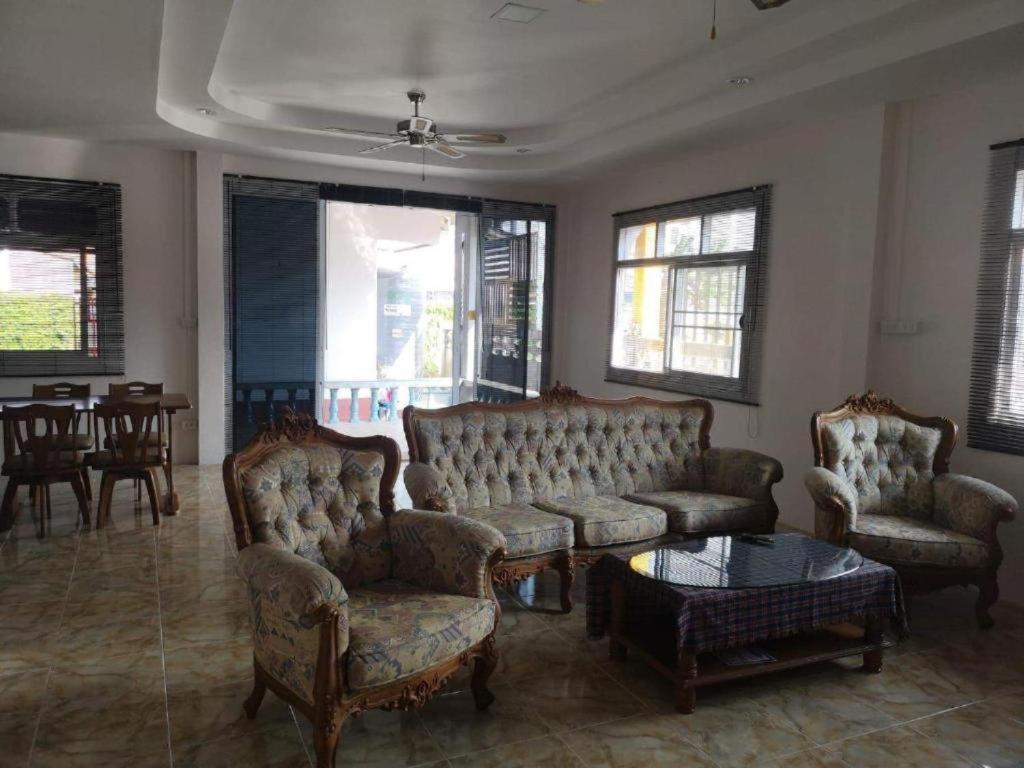 Resort Baan Sabaijai That Phanom