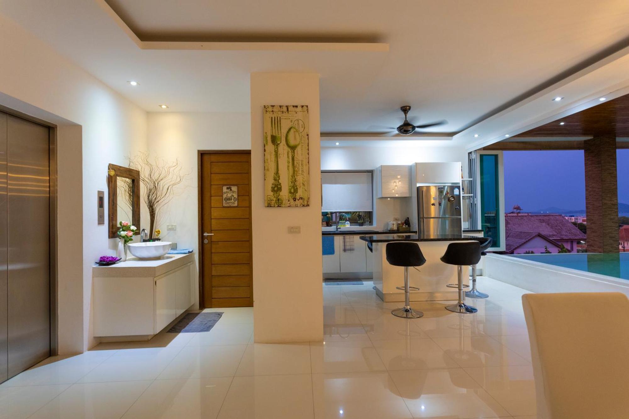 Seaview Pool Villa-laxity