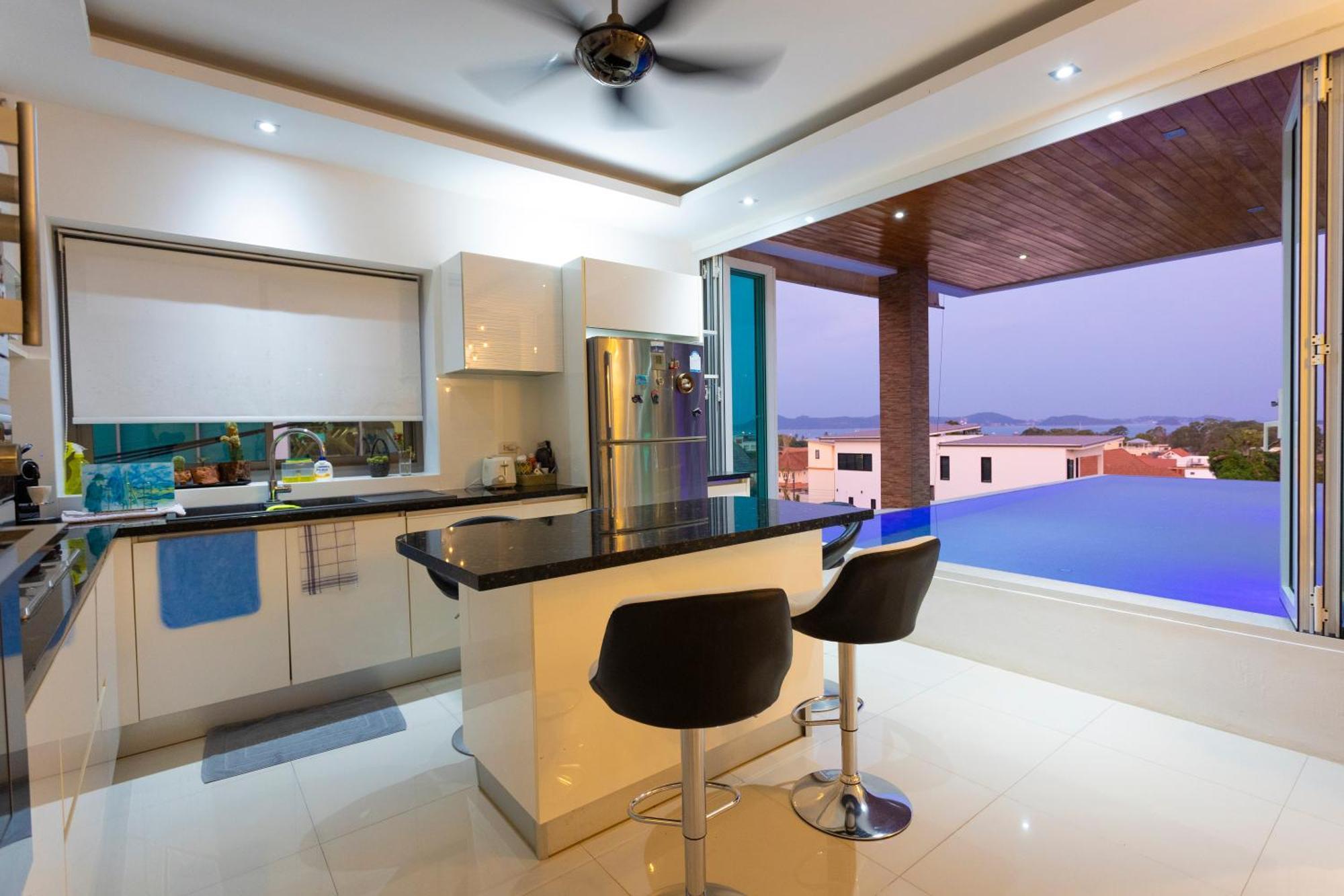 Seaview Pool Villa-laxity