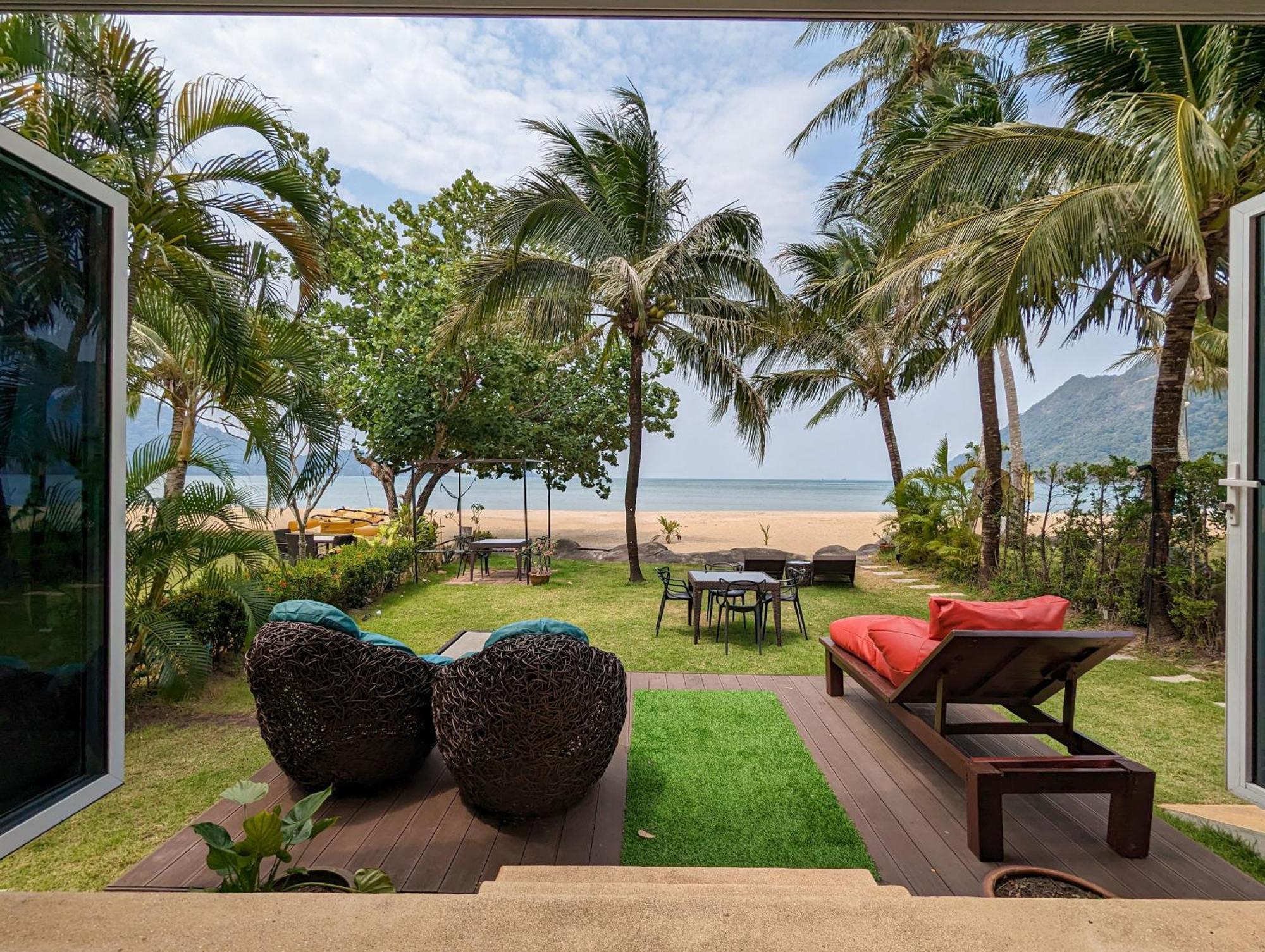 Beachfront Magic 6a *