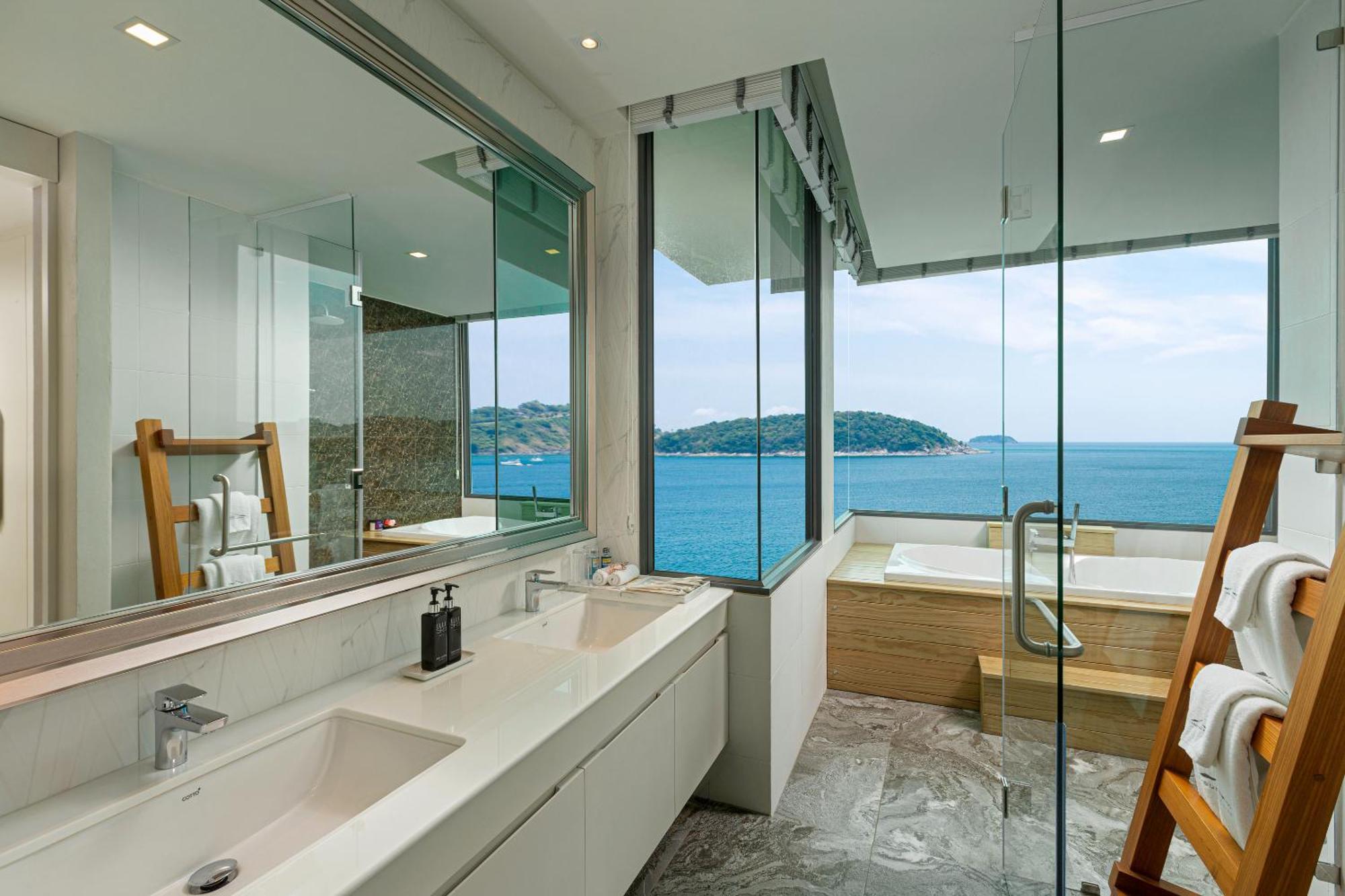 W Luxury * Nai Harn