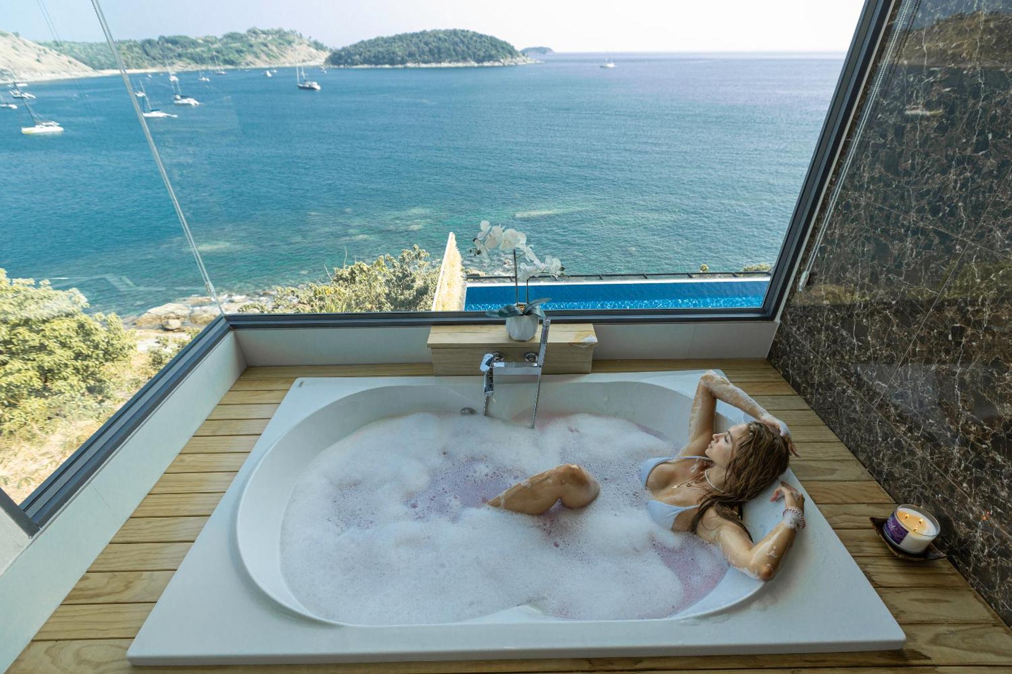 W Luxury * Nai Harn