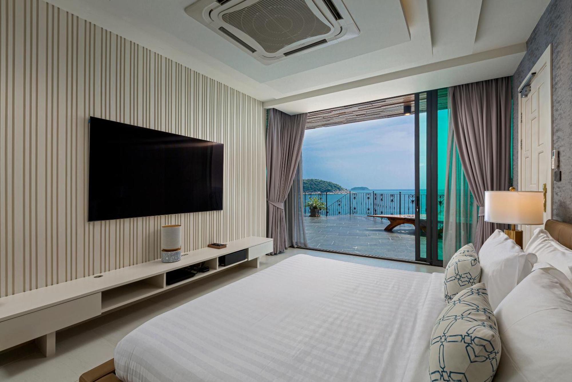 W Luxury Nai Harn
