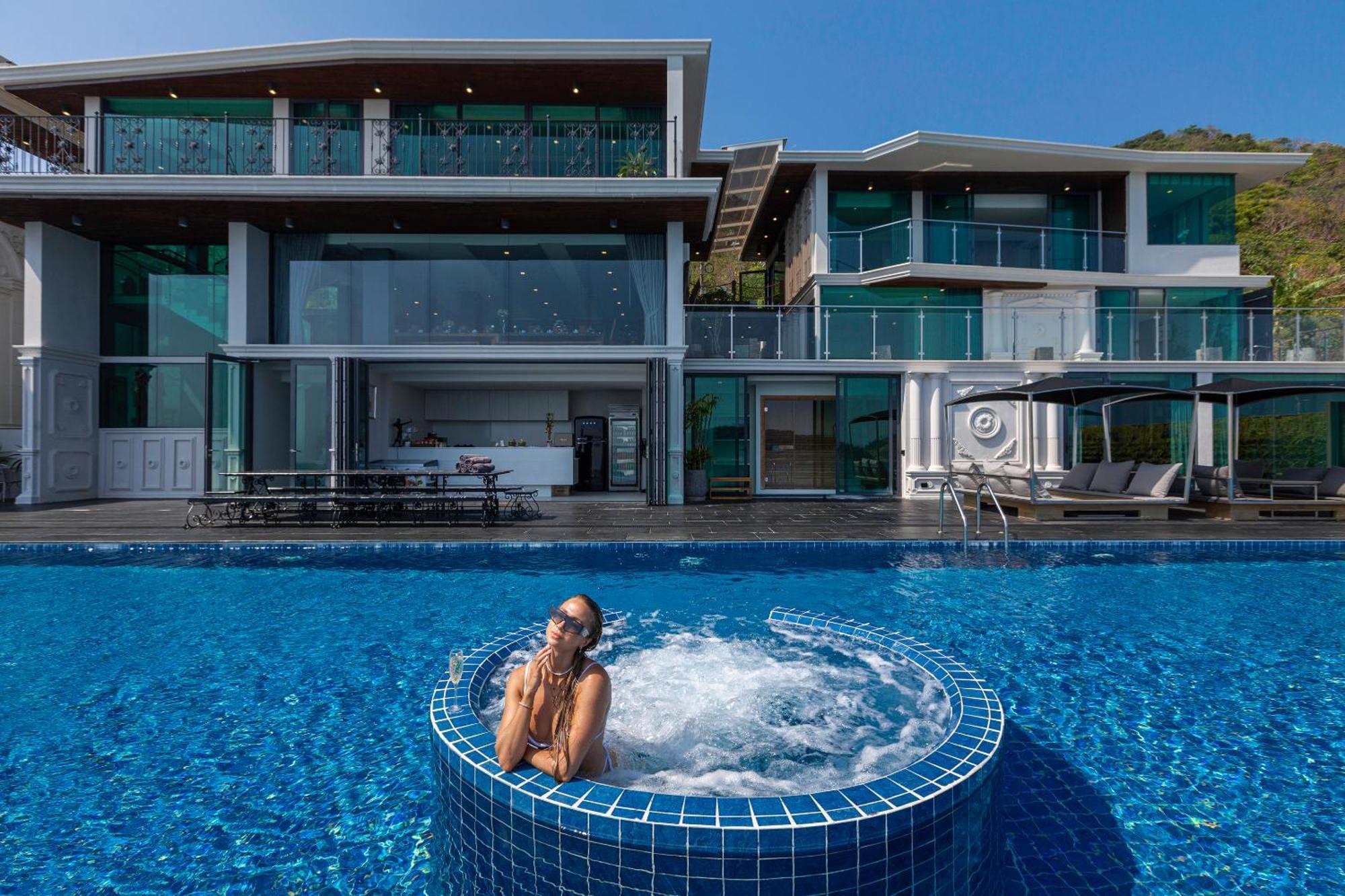 Villa W Luxury Nai Harn