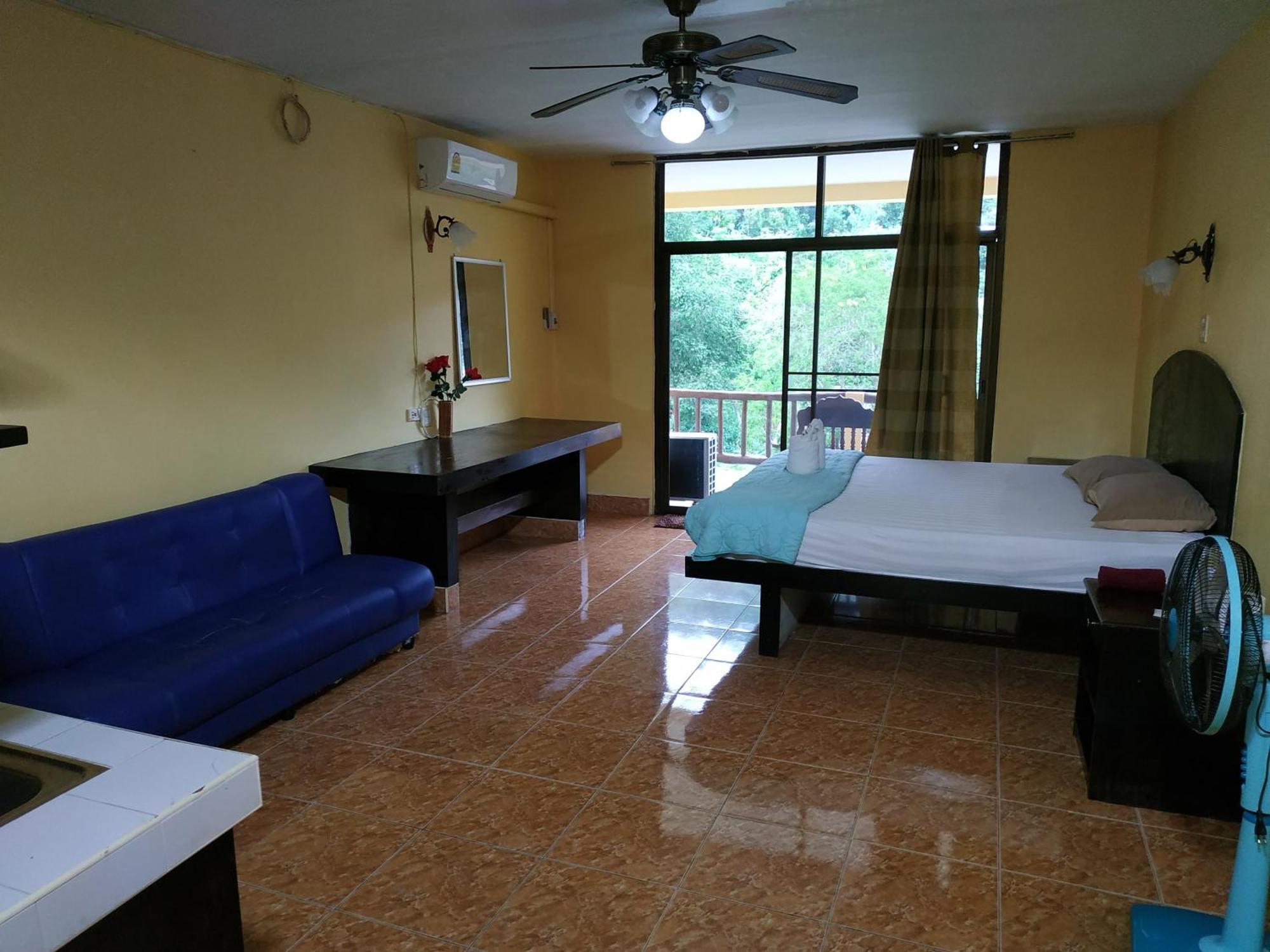 Hotel Rattana's 3*