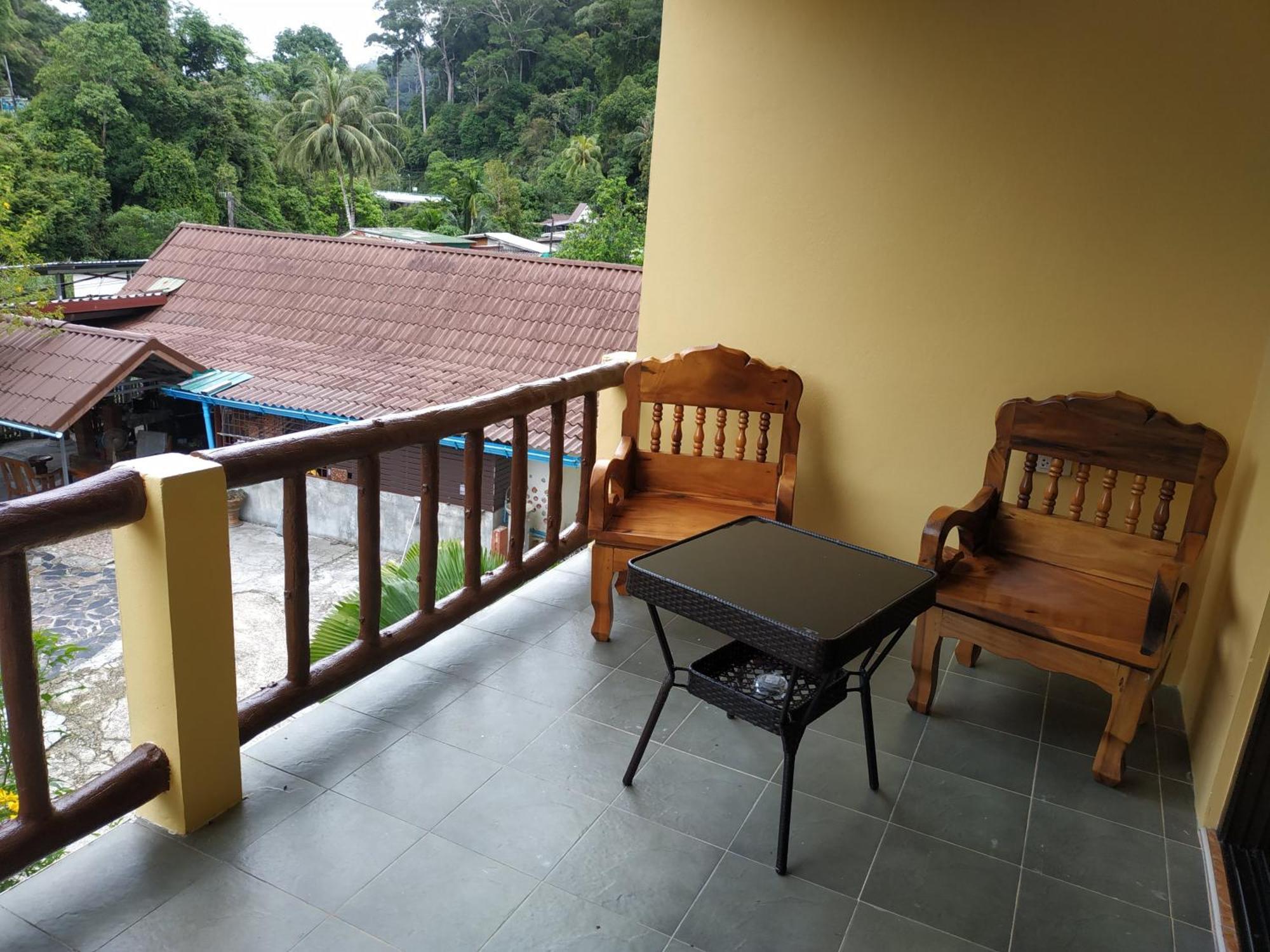 Rattana's Hotel