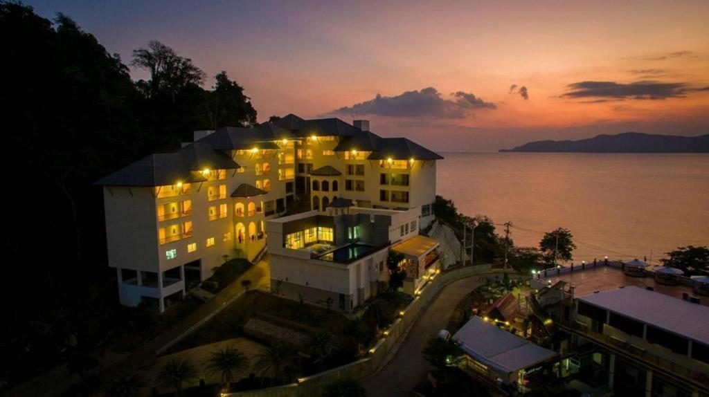 Royal Hill Satun