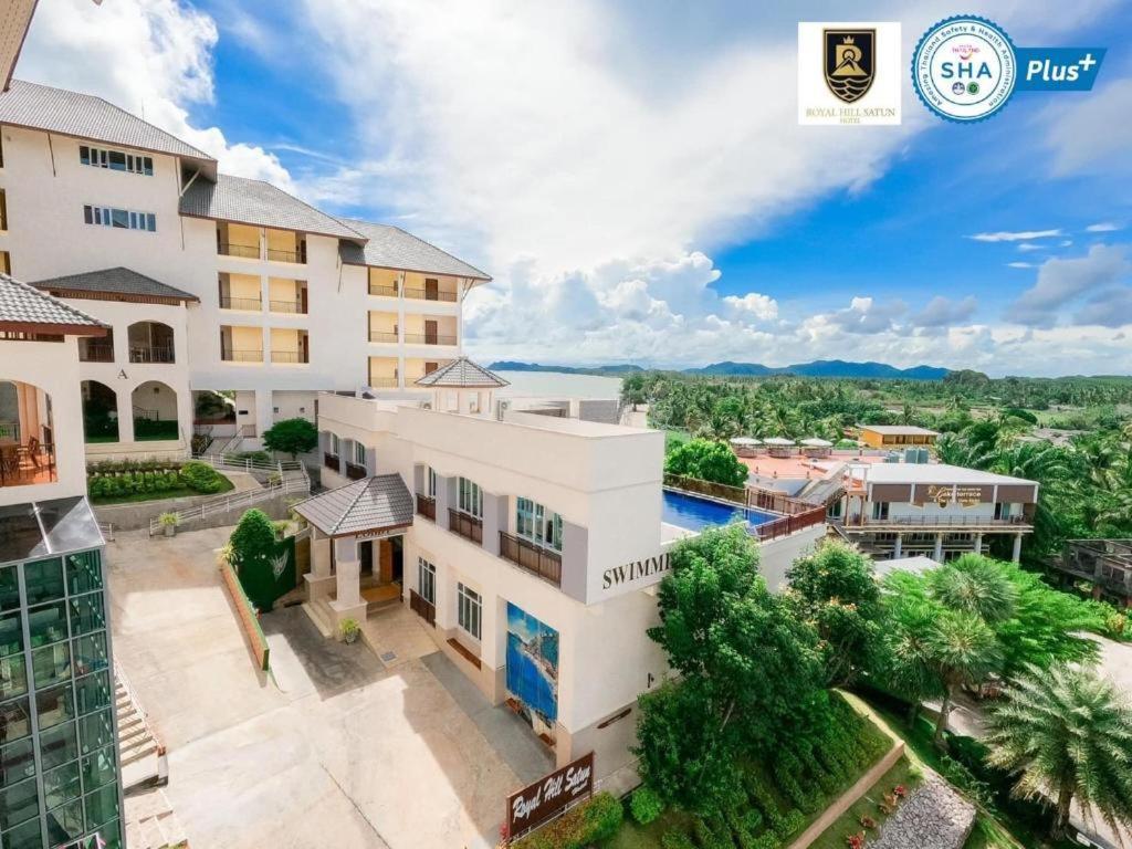 Royal Hill Satun Hotel Langu