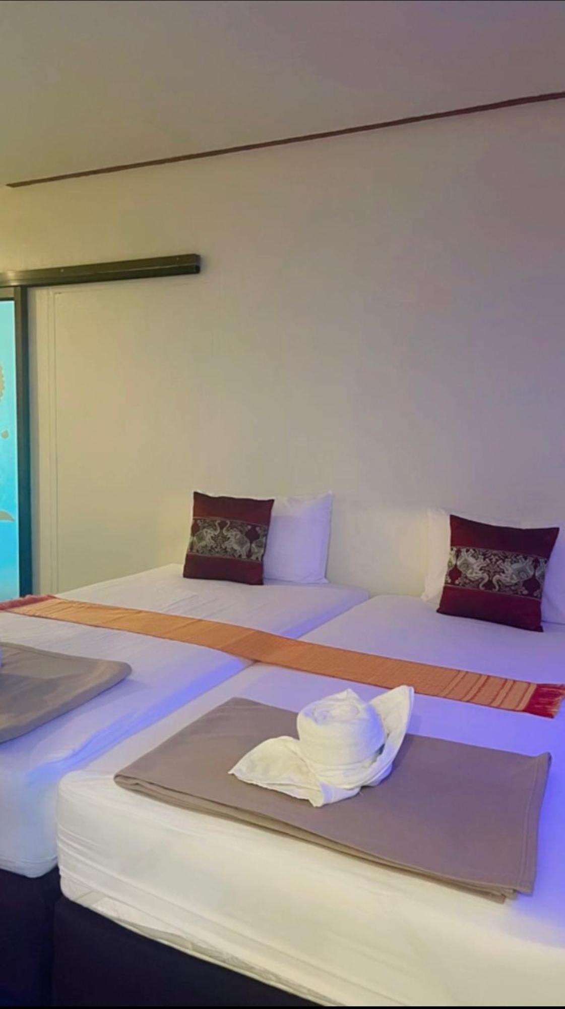 Guest house Baan Klong House