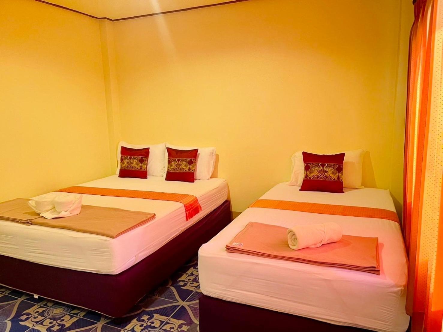 Guest house Baan Klong House *